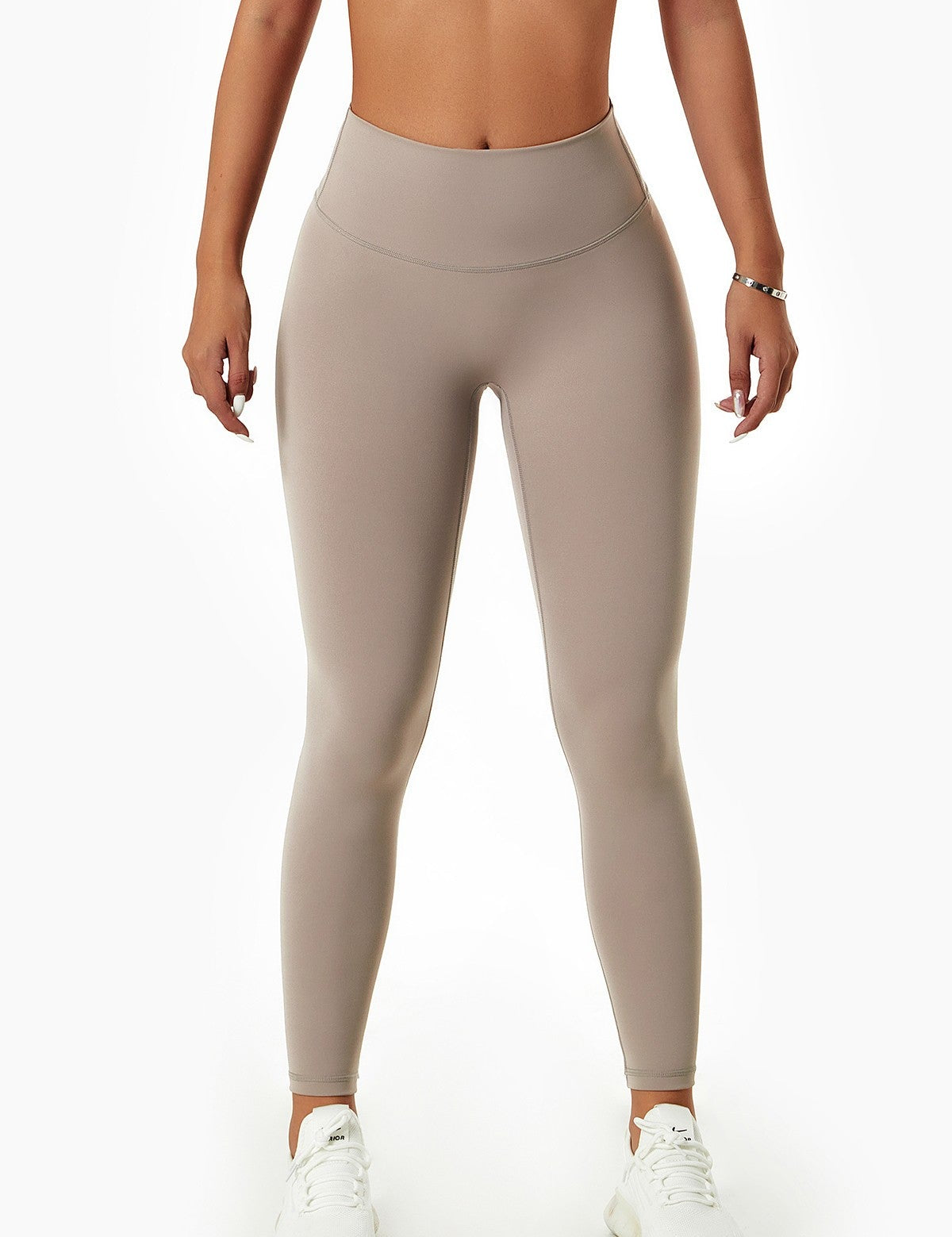 No Front Seam Butt-Sculpting Leggings by bornfocus