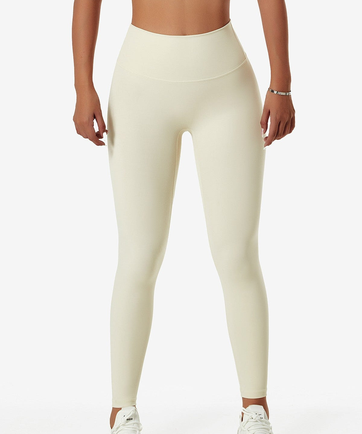 No Front Seam Butt-Sculpting Leggings by bornfocus