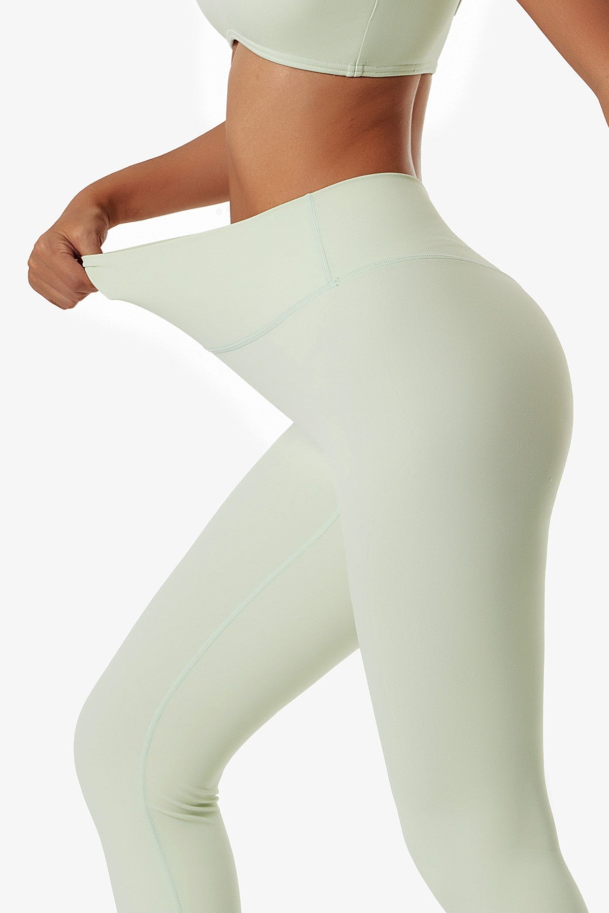 No Front Seam Butt-Sculpting Leggings by bornfocus