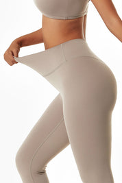 No Front Seam Butt-Sculpting Leggings by bornfocus