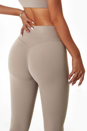 No Front Seam Butt-Sculpting Leggings by bornfocus