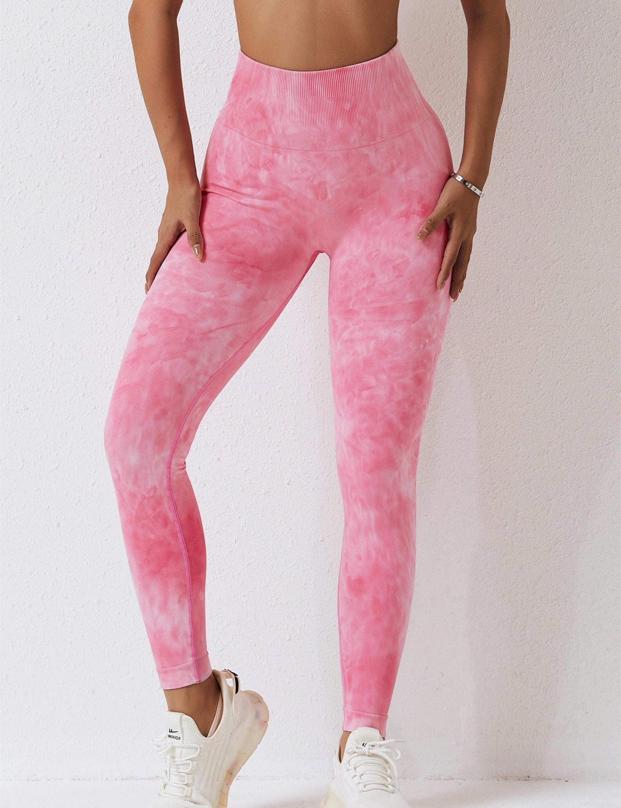 Seamless Tie Dye Scrunch Leggings by bornfocus