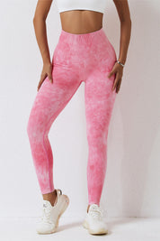 Seamless Tie Dye Scrunch Leggings by bornfocus