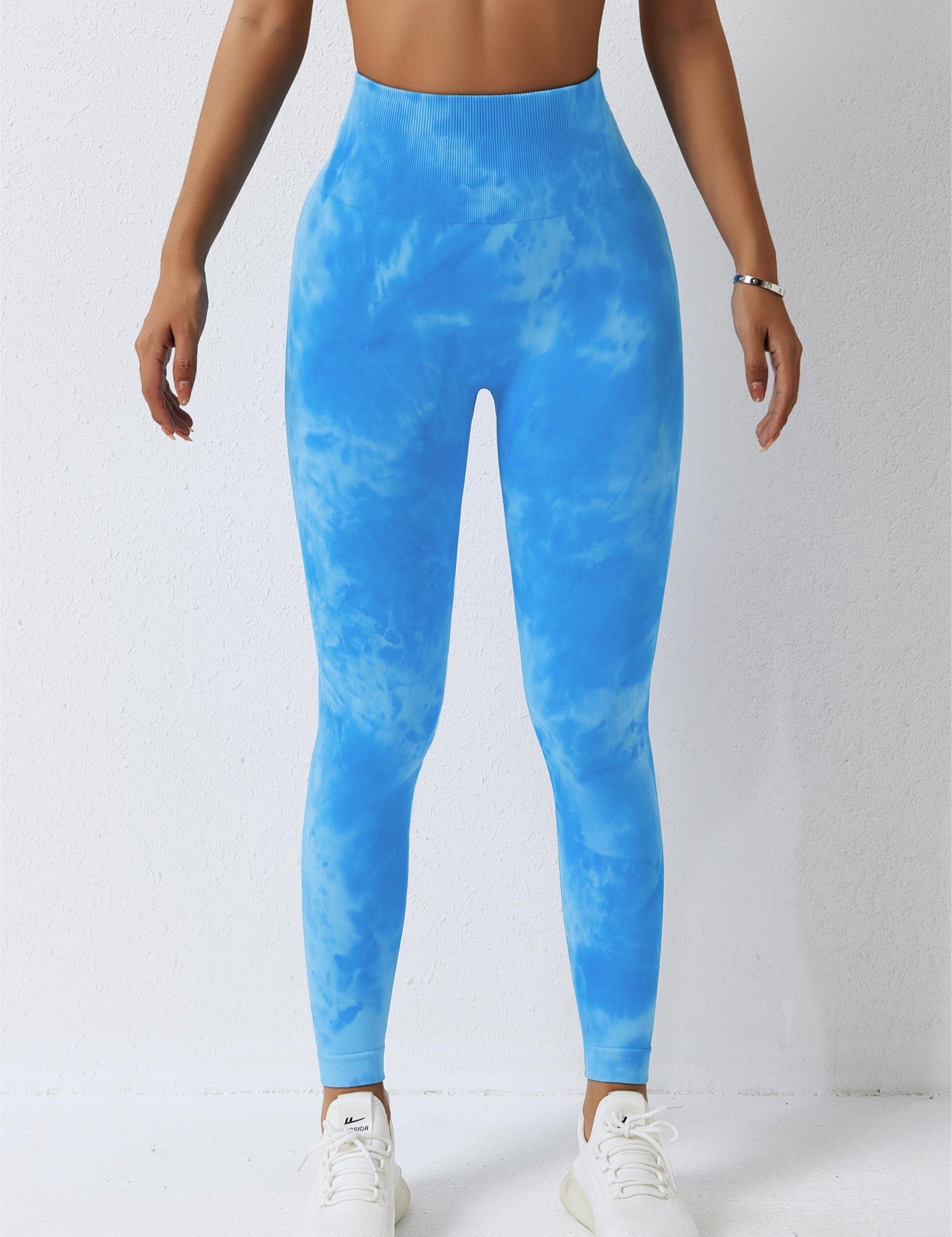 Seamless Tie Dye Scrunch Leggings by bornfocus