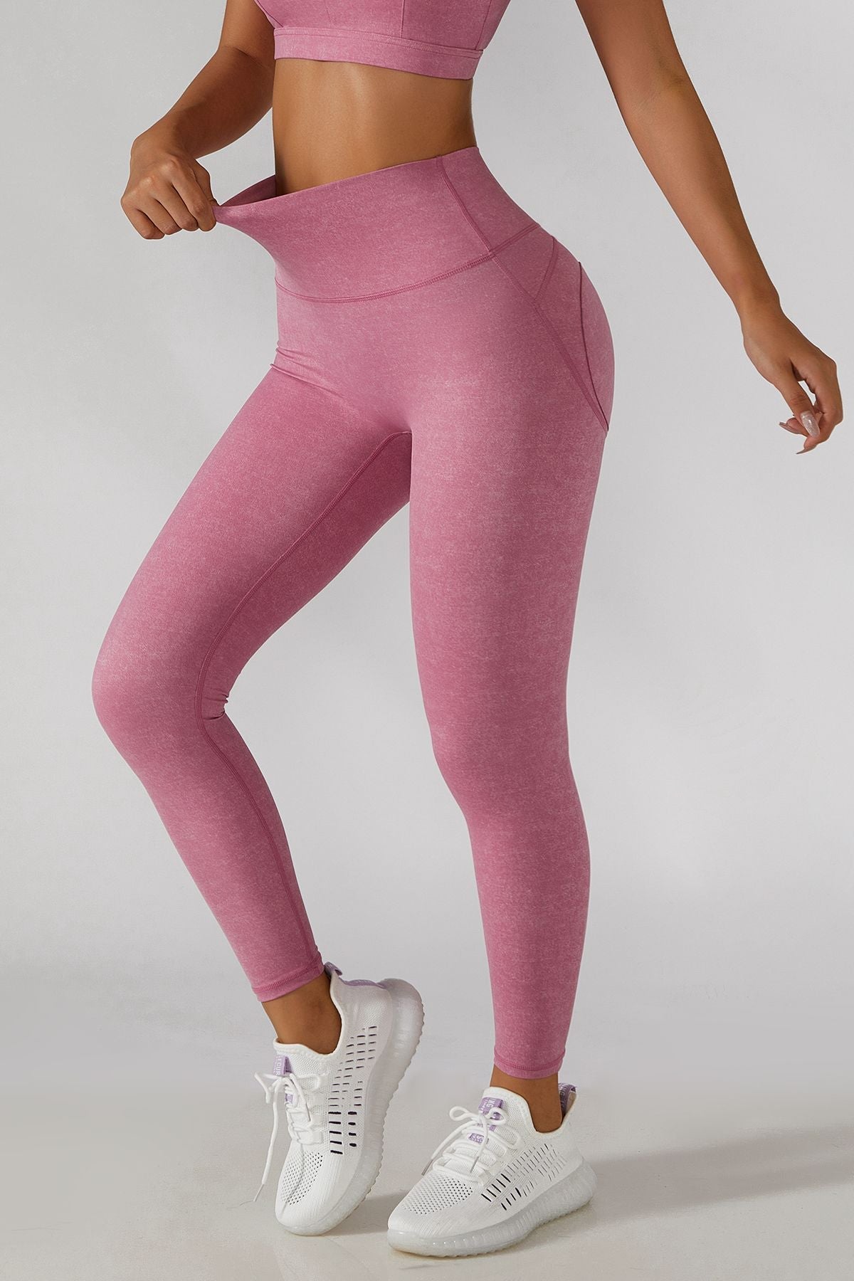 No Front Seam Butt-Sculpt Leggings by bornfocus