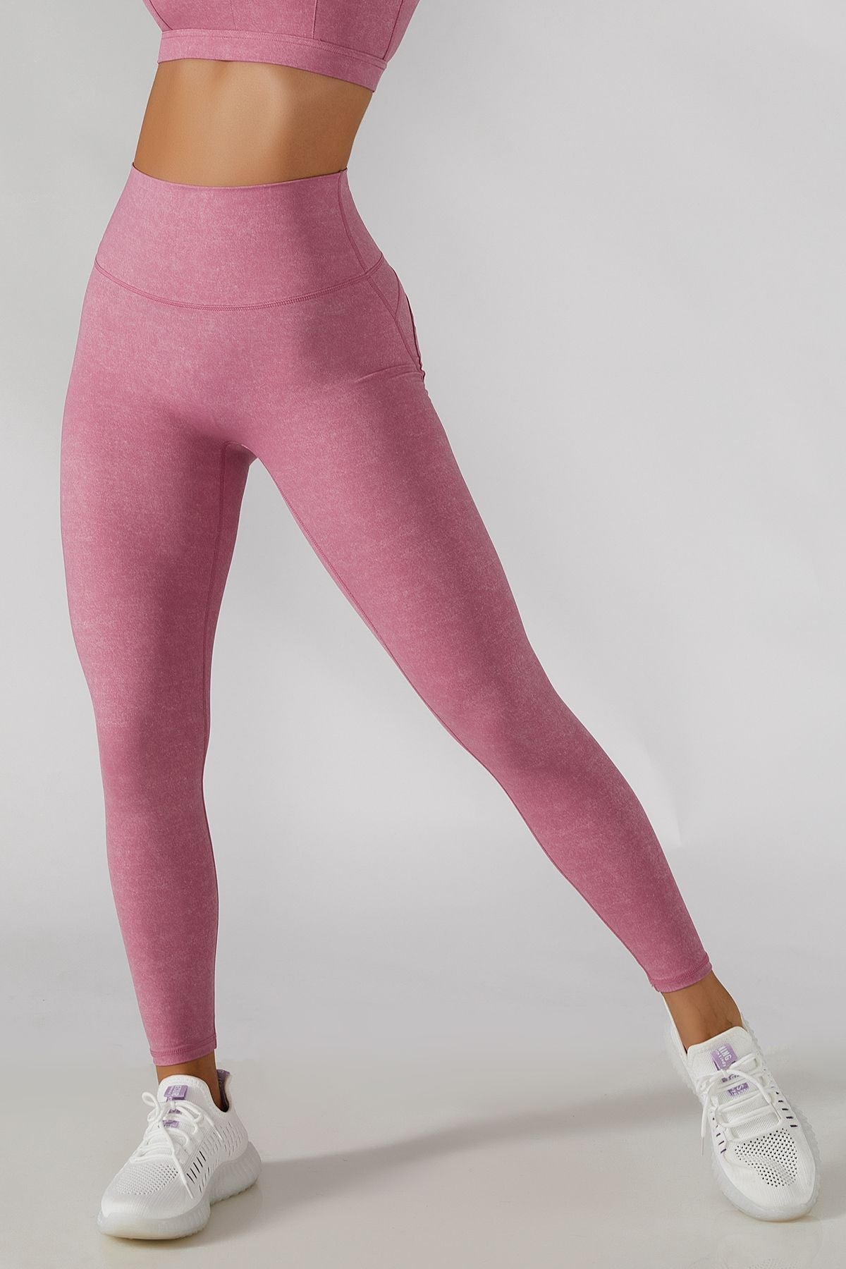 No Front Seam Butt-Sculpt Leggings by bornfocus