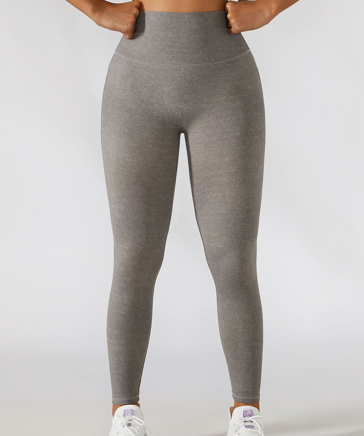 No Front Seam Butt-Sculpt Leggings by bornfocus