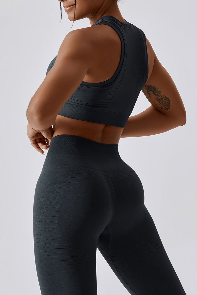 High Performance Seamless Sports Bra by bornfocus