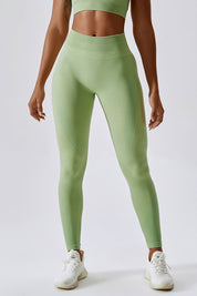 Textured Seamless Scrunch Leggings by bornfocus