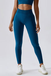 Textured Seamless Scrunch Leggings by bornfocus