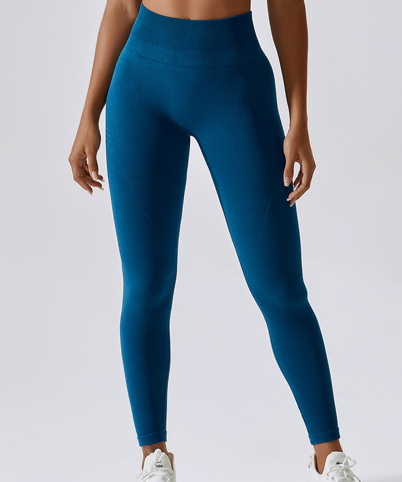 Textured Seamless Scrunch Leggings by bornfocus