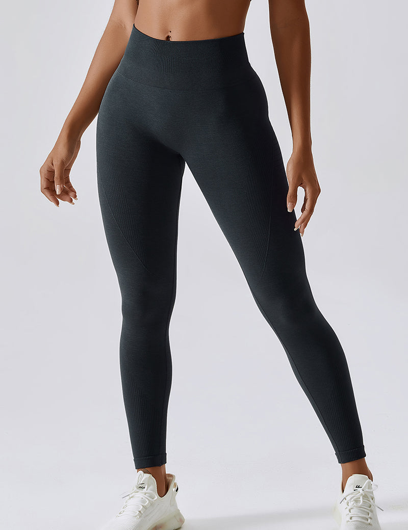 Textured Seamless Scrunch Leggings by bornfocus