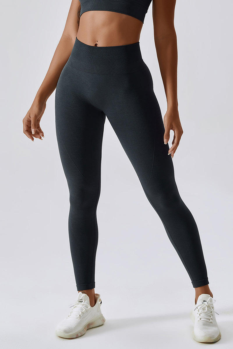 Textured Seamless Scrunch Leggings by bornfocus