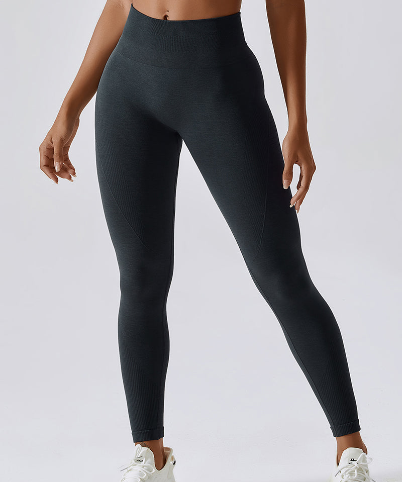 Textured Seamless Scrunch Leggings by bornfocus