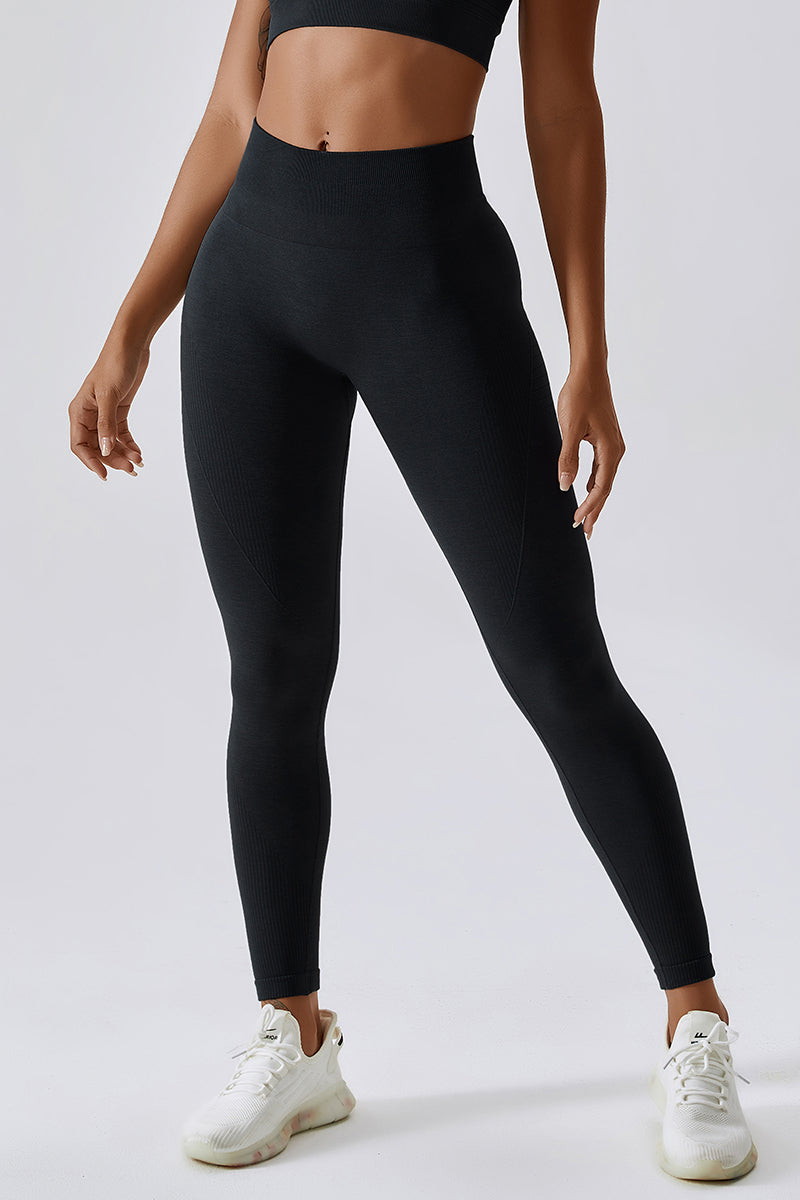 Textured Seamless Scrunch Leggings by bornfocus