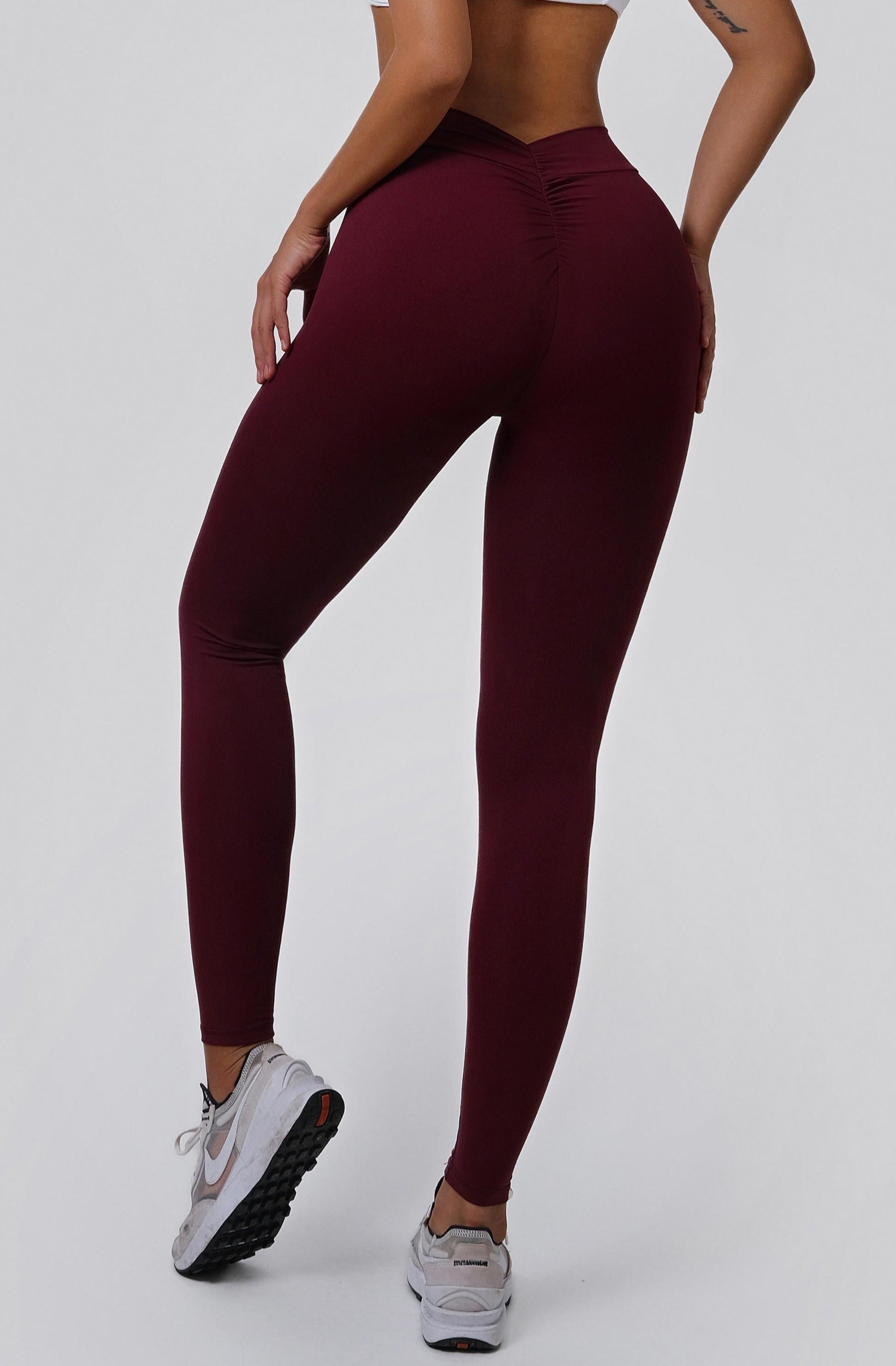 V-Back Scrunch Leggings by bornfocus