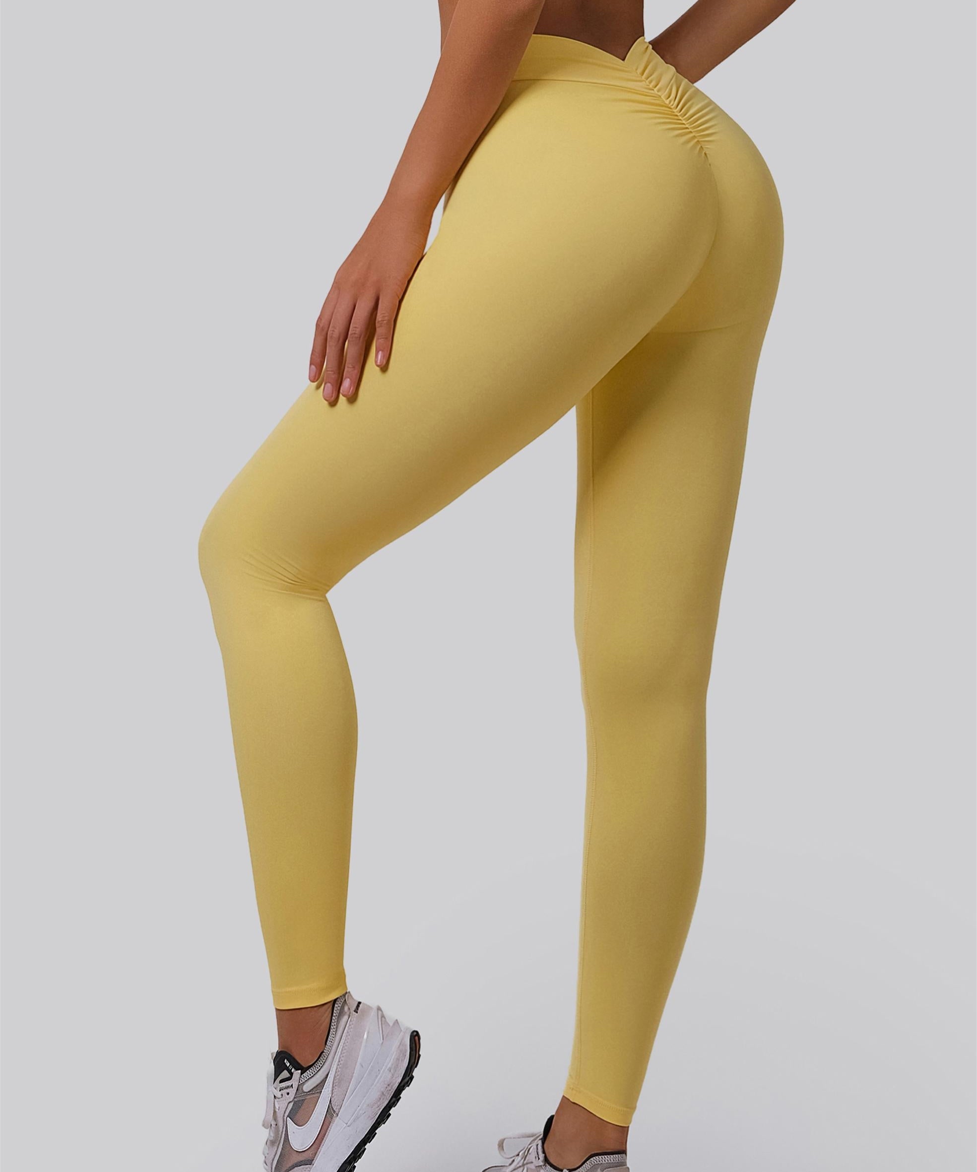 V-Back Scrunch Leggings by bornfocus