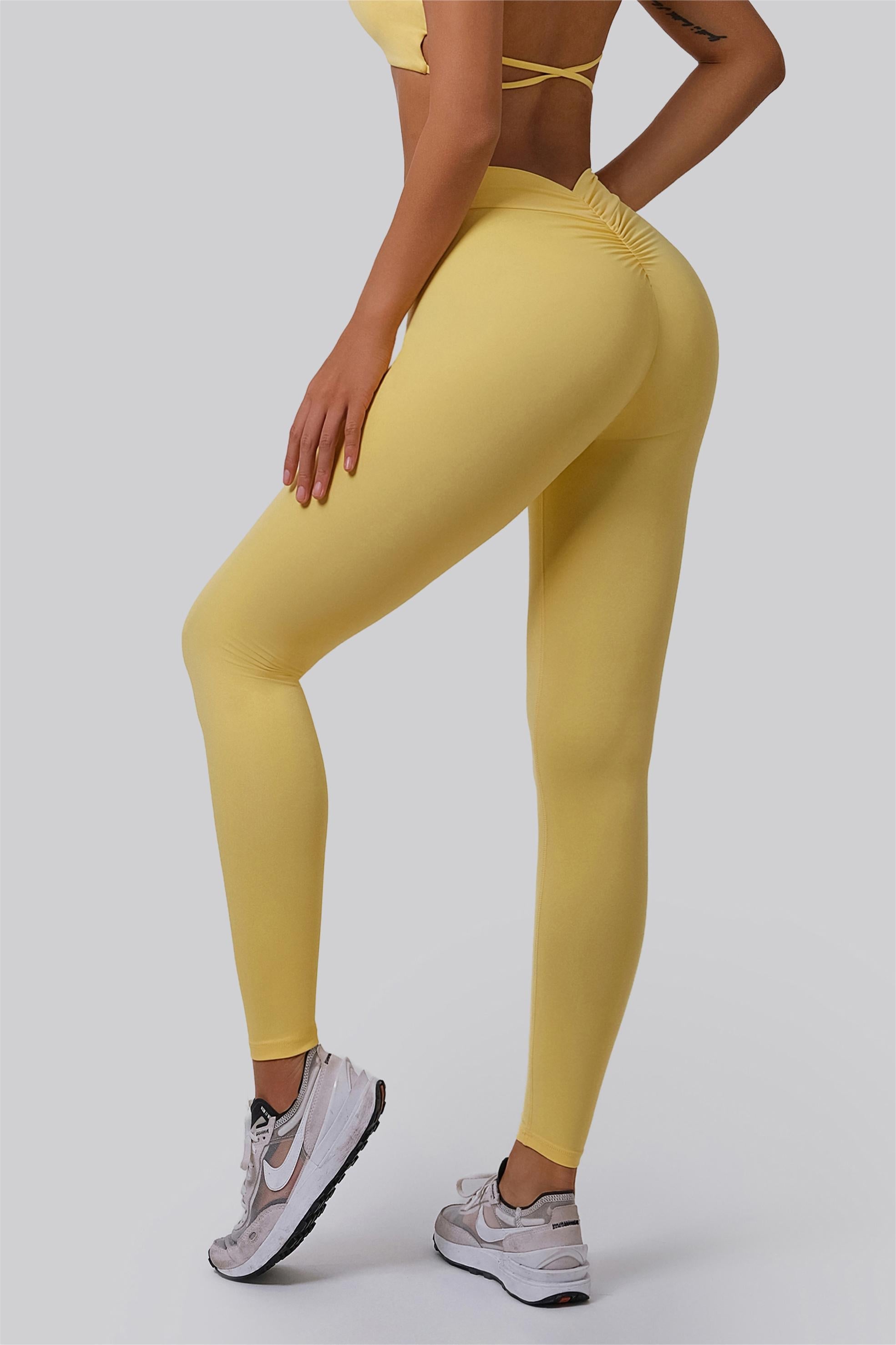 V-Back Scrunch Leggings by bornfocus