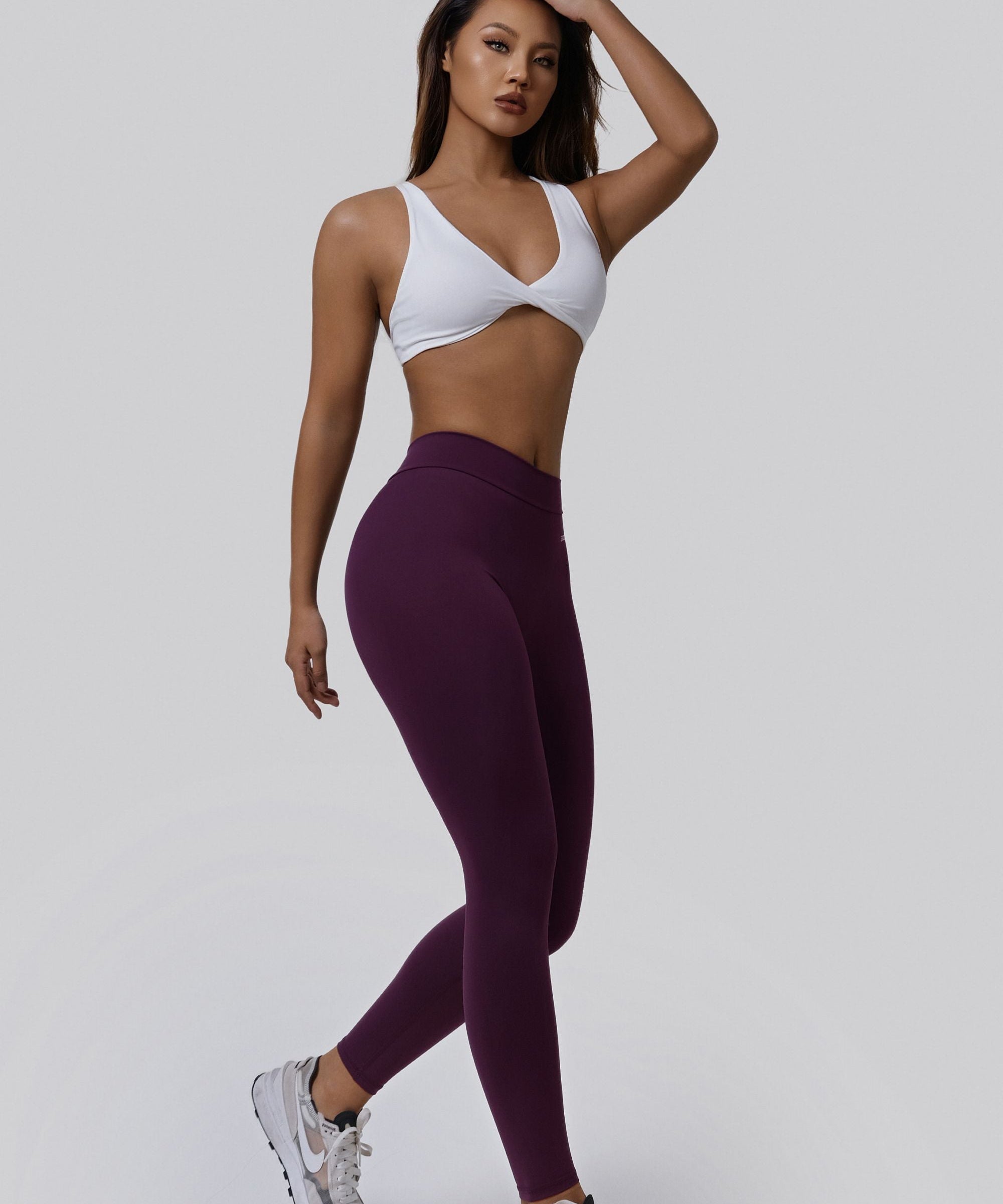 V-Back Scrunch Leggings by bornfocus