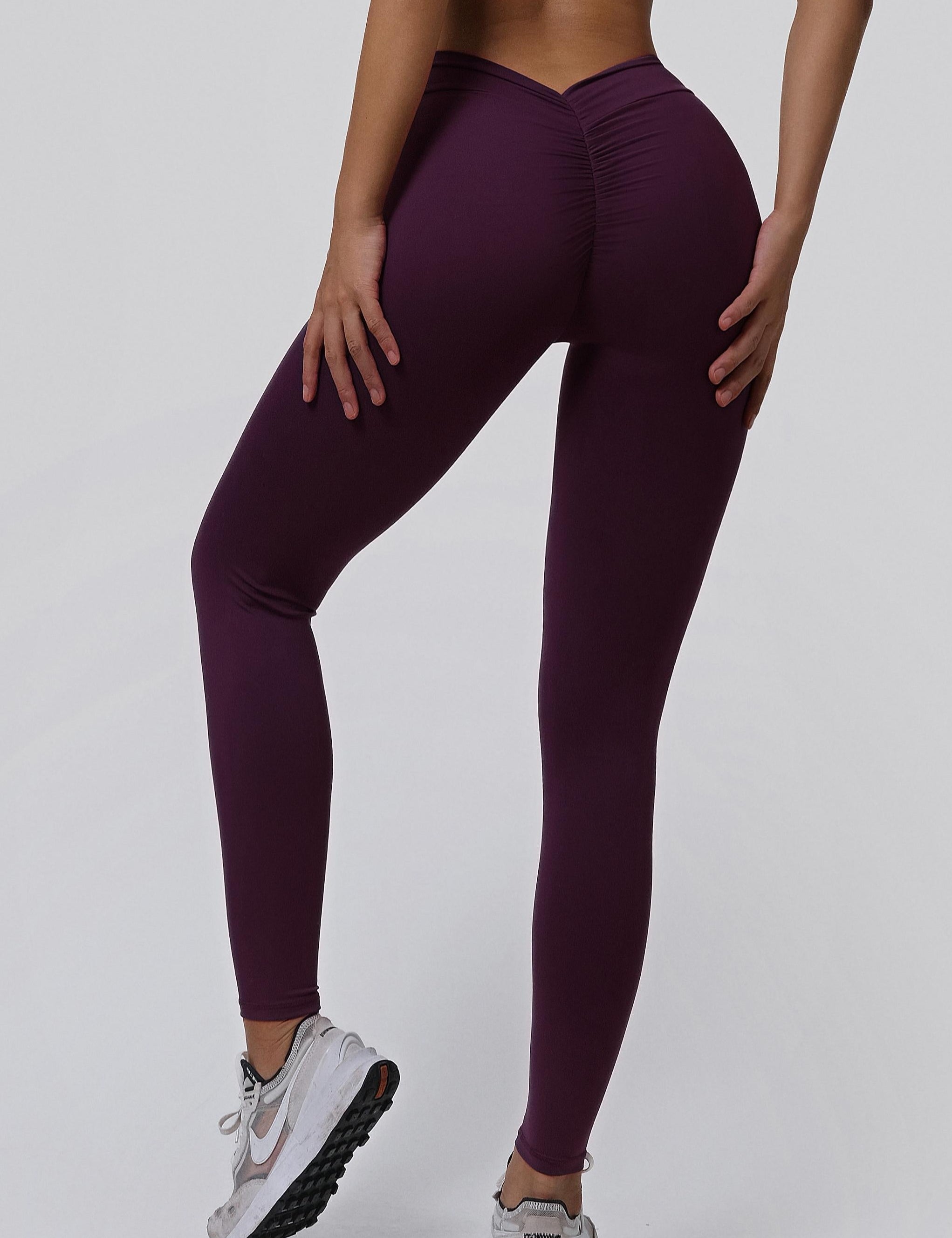 V-Back Scrunch Leggings by bornfocus