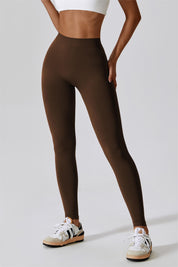 V-Back Seamless Scrunch Butt Leggings by bornfocus