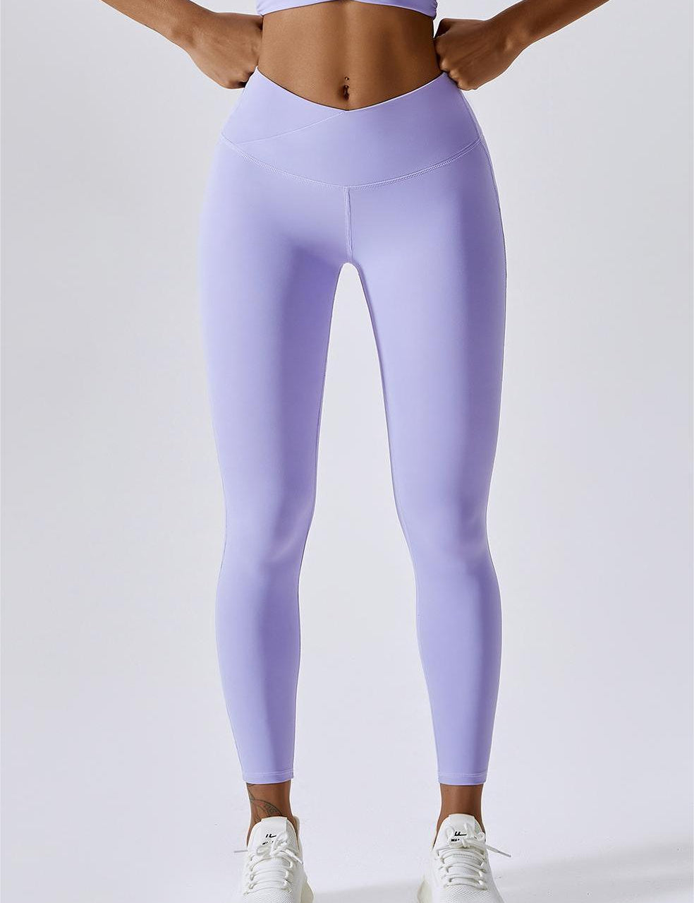 V-Waist Butt-Sculpting Leggings by bornfocus