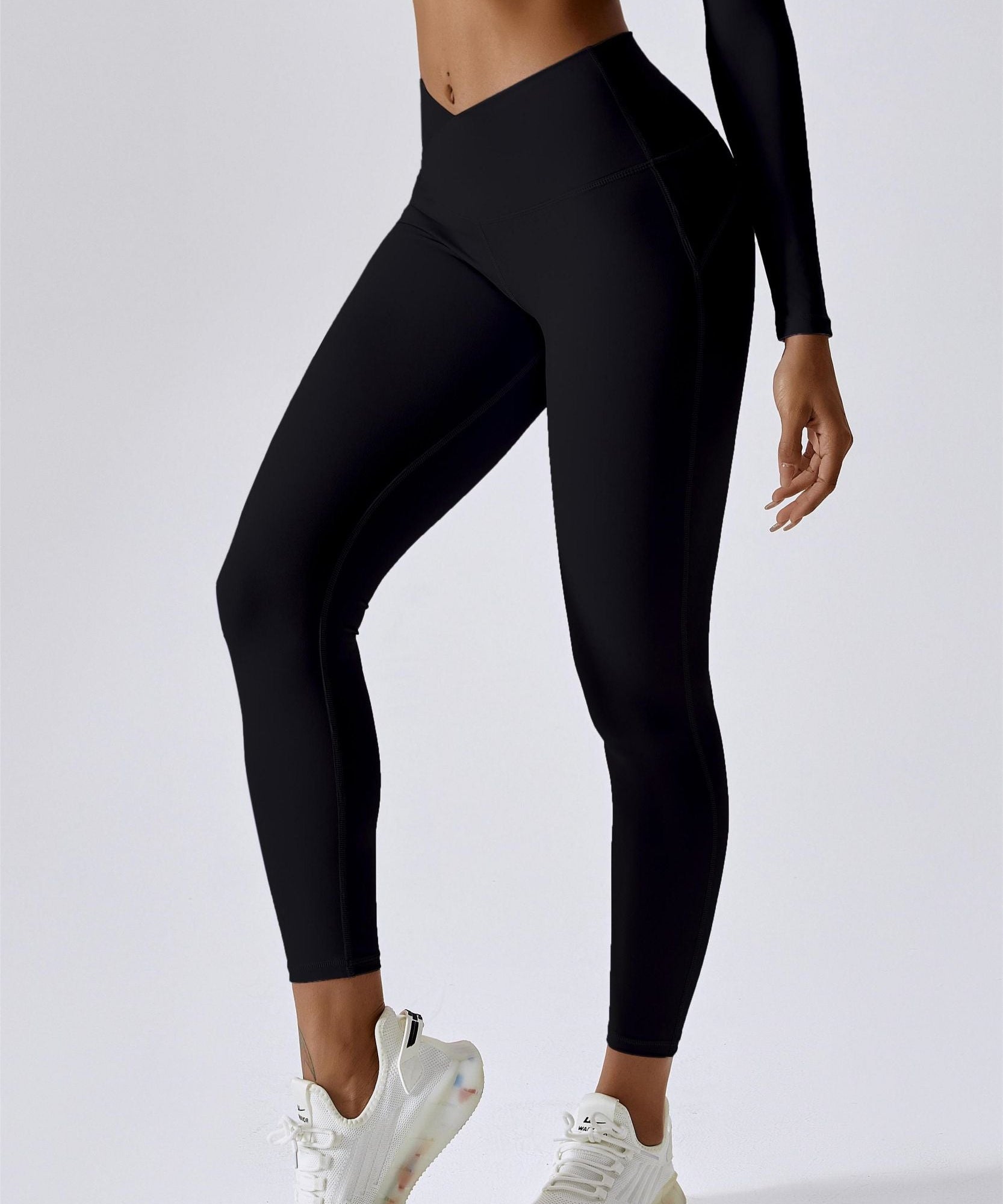 V-Waist Butt-Sculpting Leggings by bornfocus