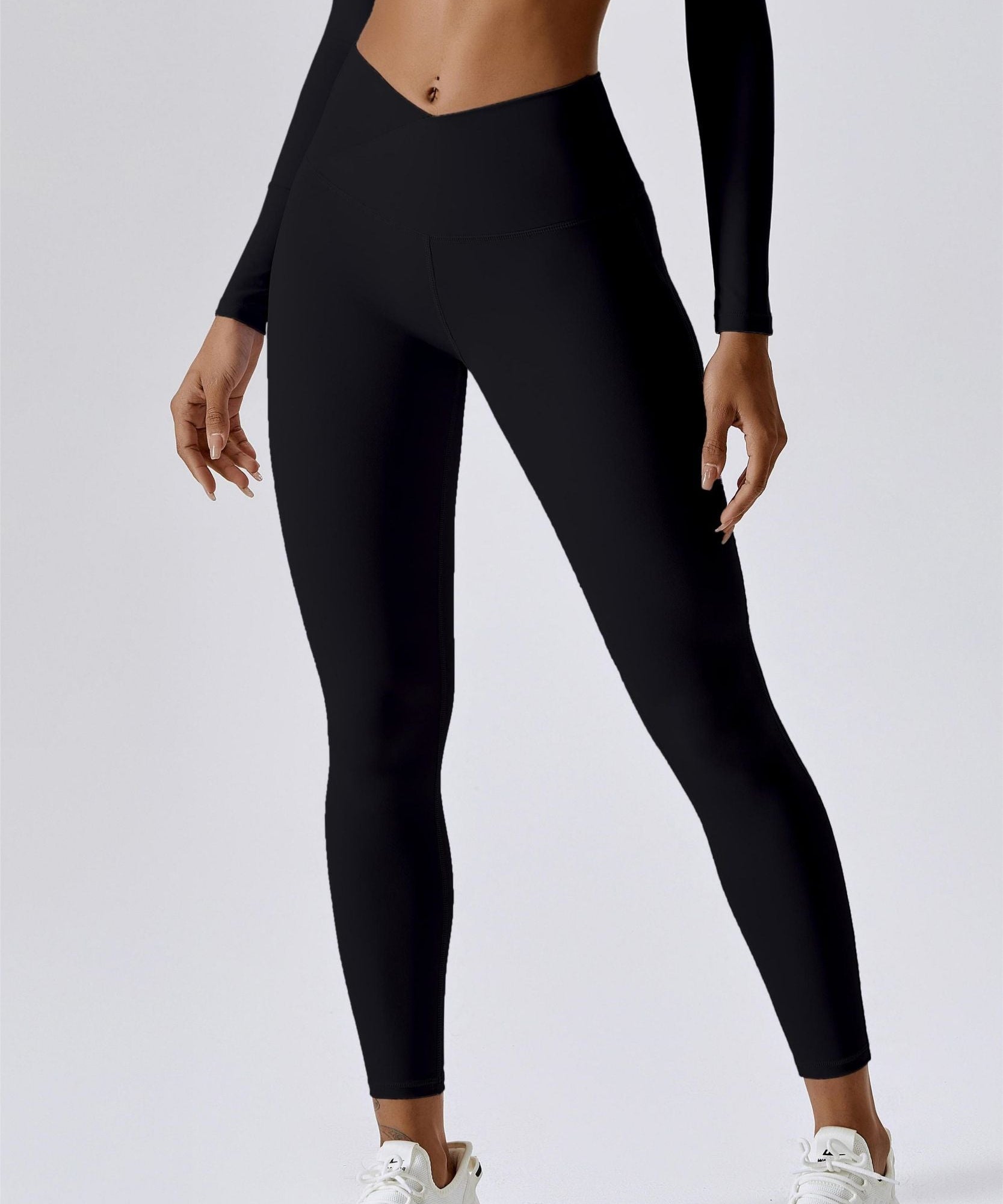 V-Waist Butt-Sculpting Leggings by bornfocus