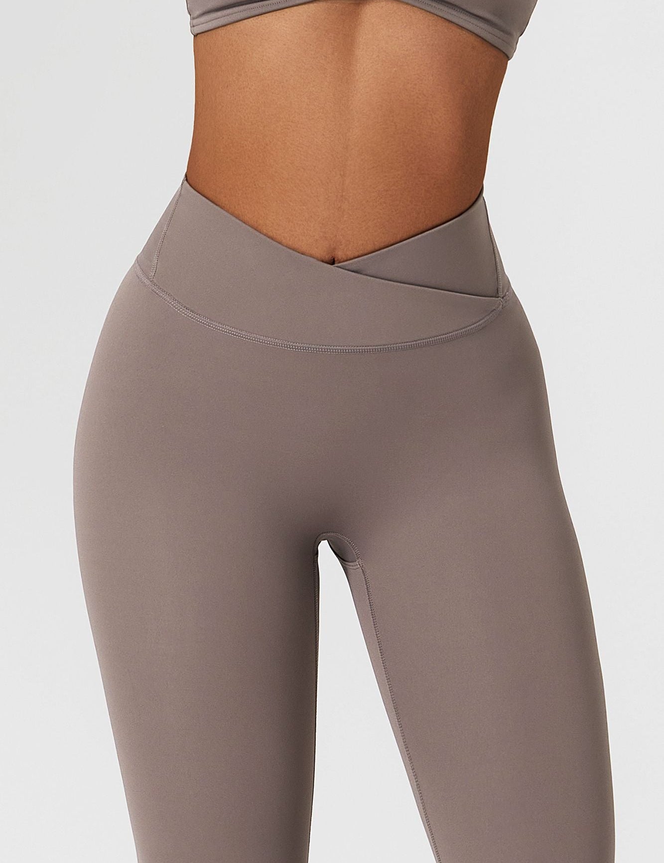 V-Waist Butt-Sculpting Legging by bornfocus