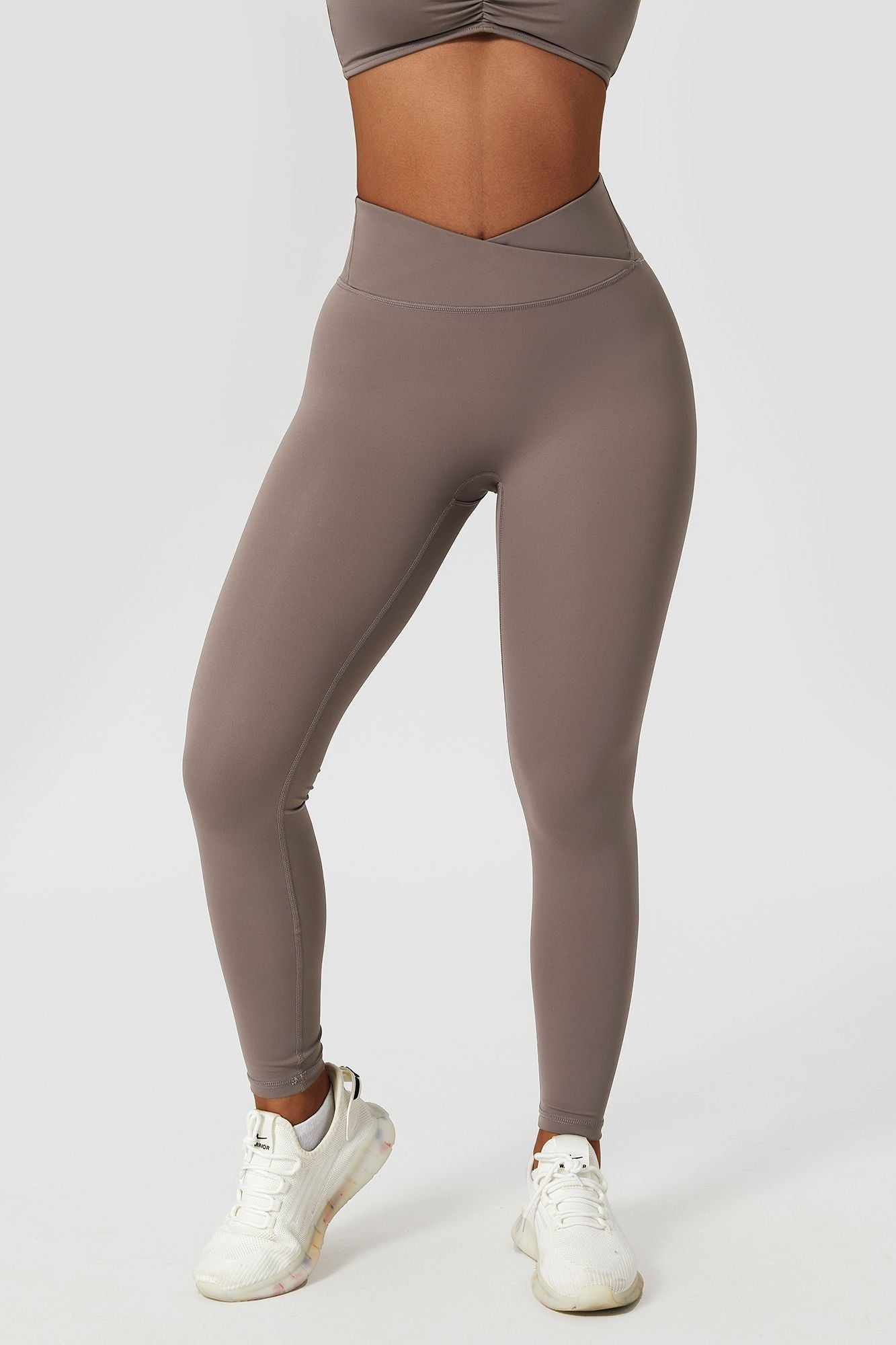 V-Waist Butt-Sculpting Legging by bornfocus