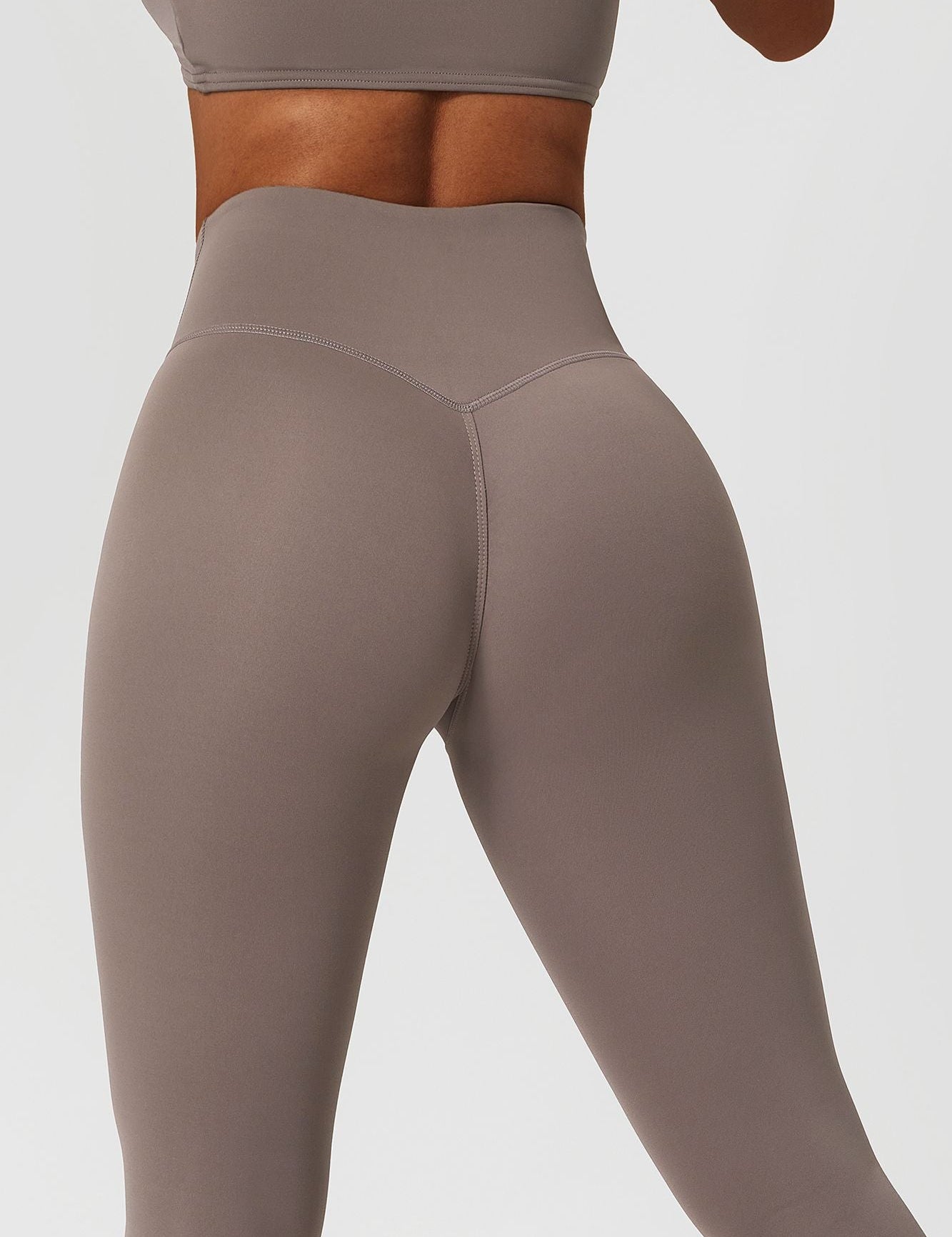 V-Waist Butt-Sculpting Legging by bornfocus