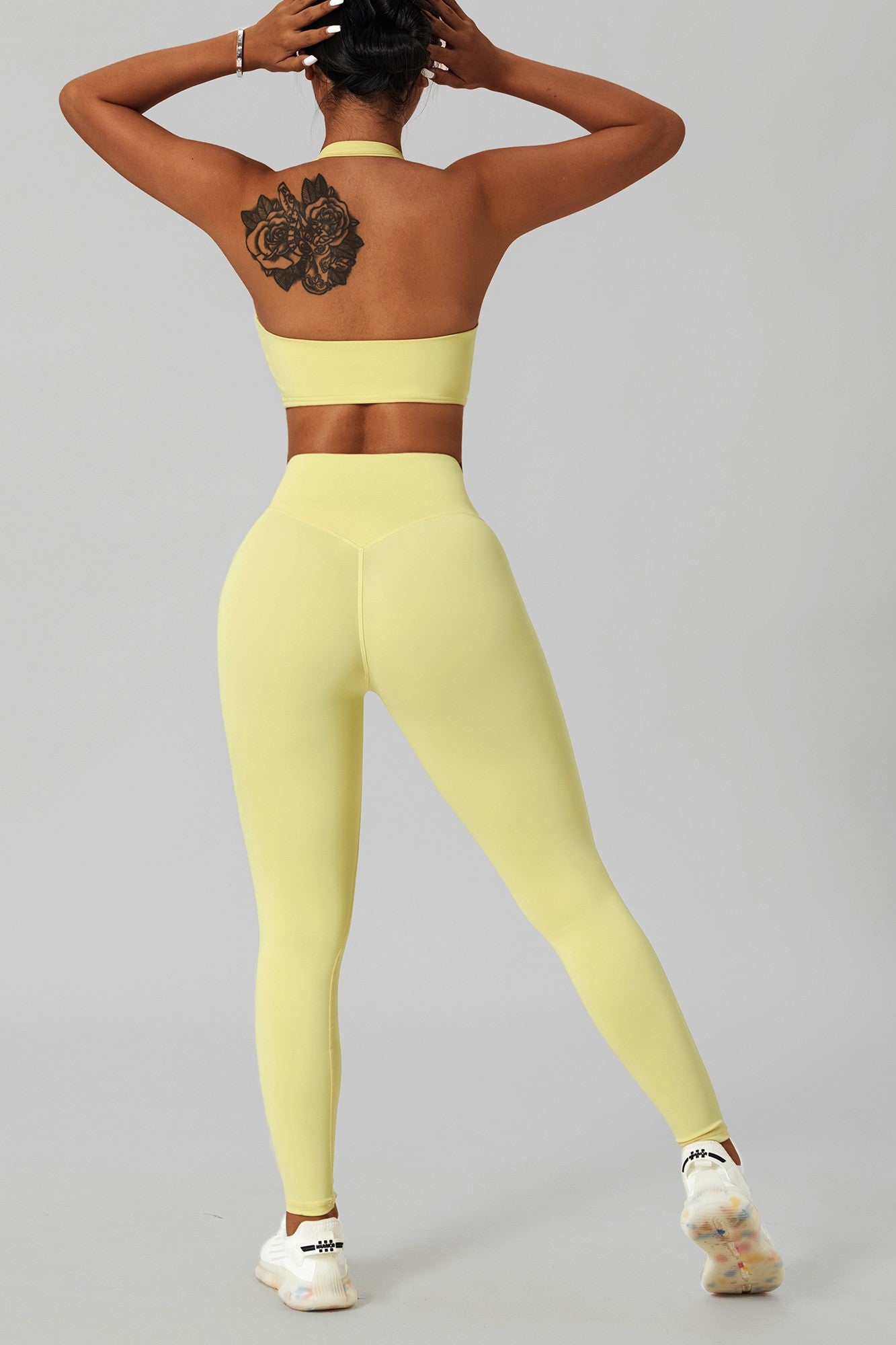 V-Waist Butt-Sculpting Legging by bornfocus