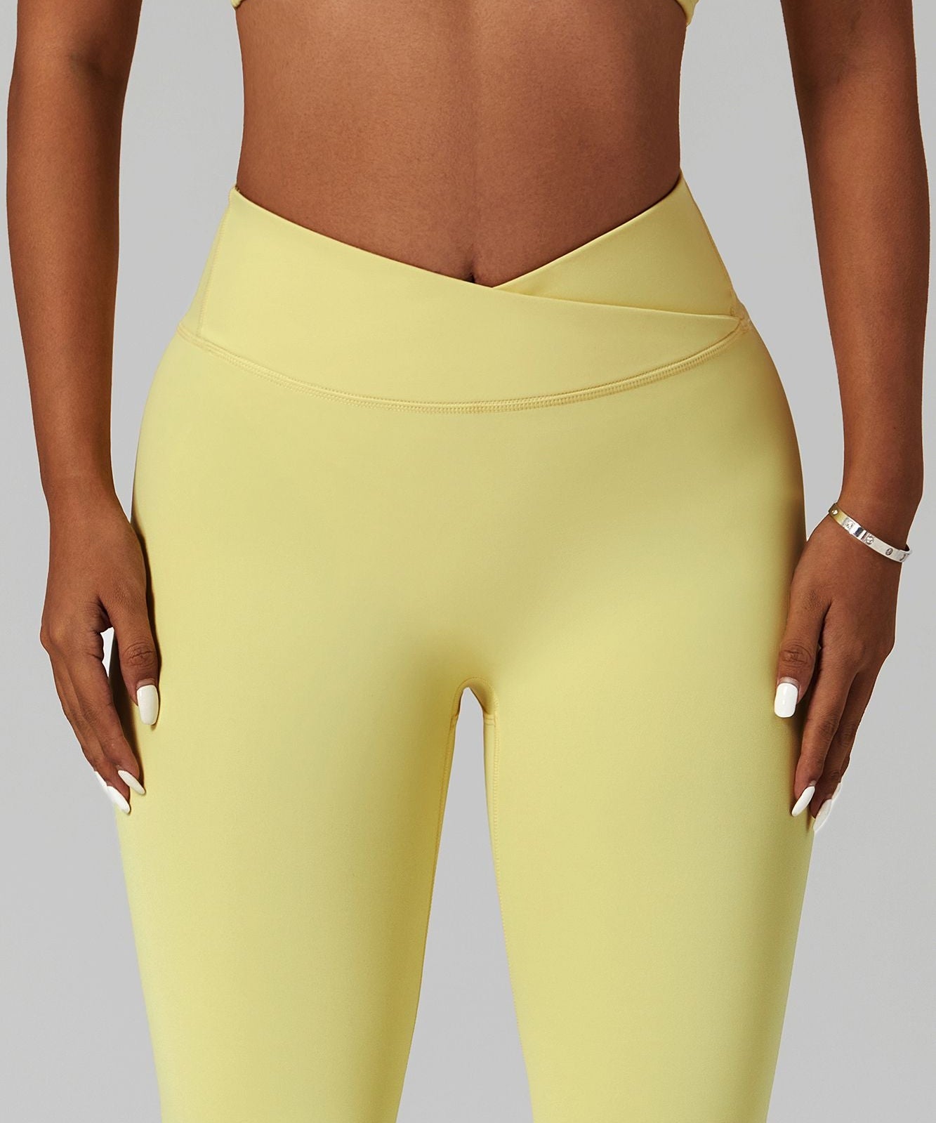 V-Waist Butt-Sculpting Legging by bornfocus