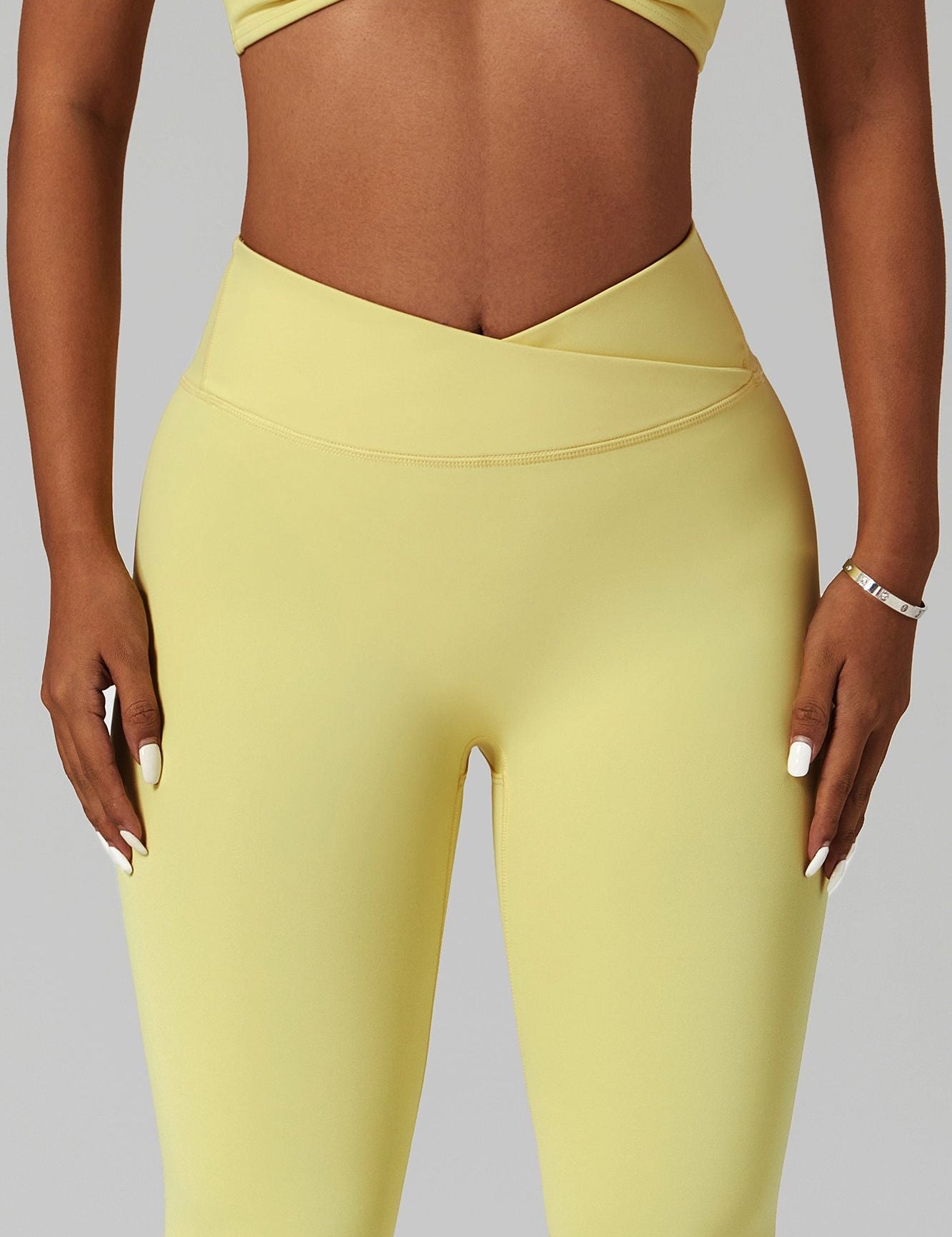 V-Waist Butt-Sculpting Legging by bornfocus