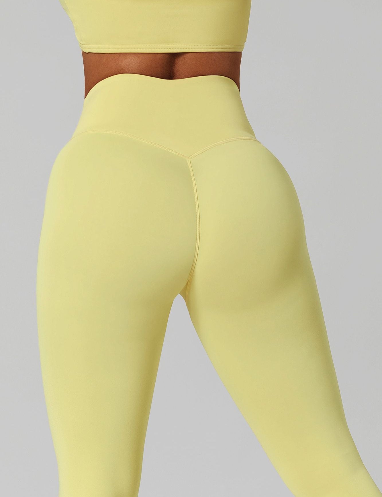 V-Waist Butt-Sculpting Legging by bornfocus