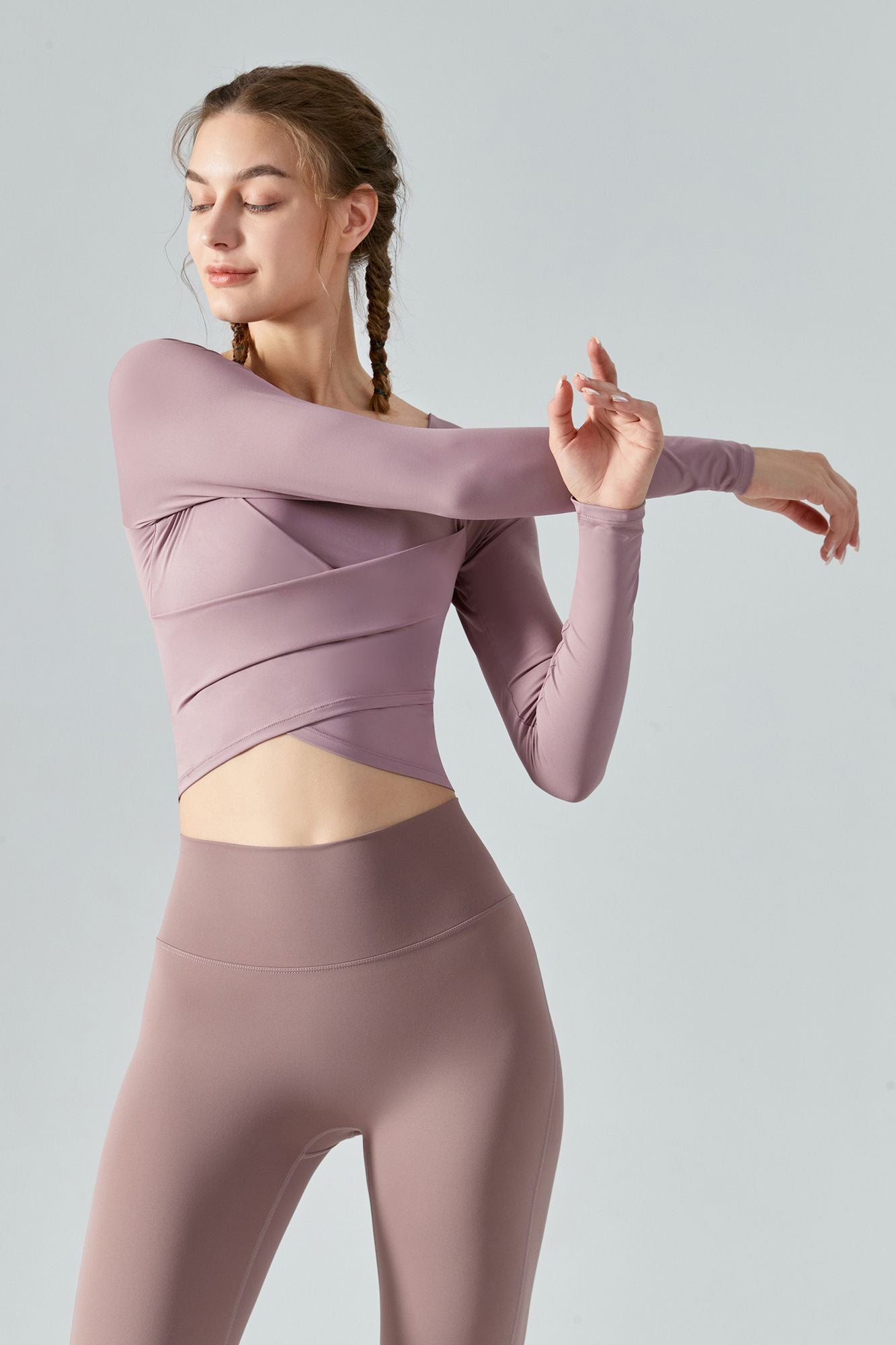 Long Sleeve Front Tie Wrap Detailing Yoga Top by bornfocus