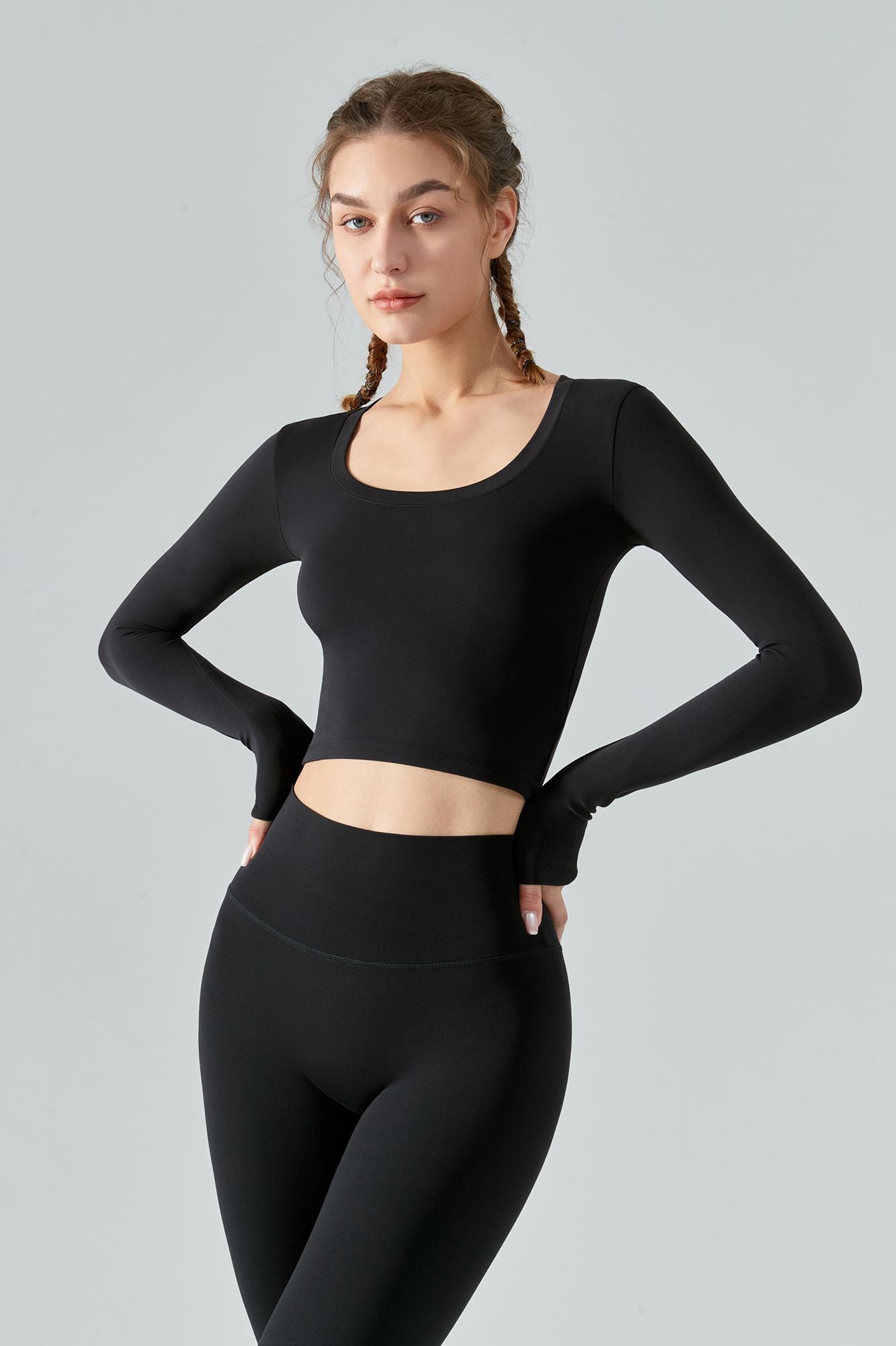 Seamless Scoop Neckline Long Sleeve Crop Top by bornfocus