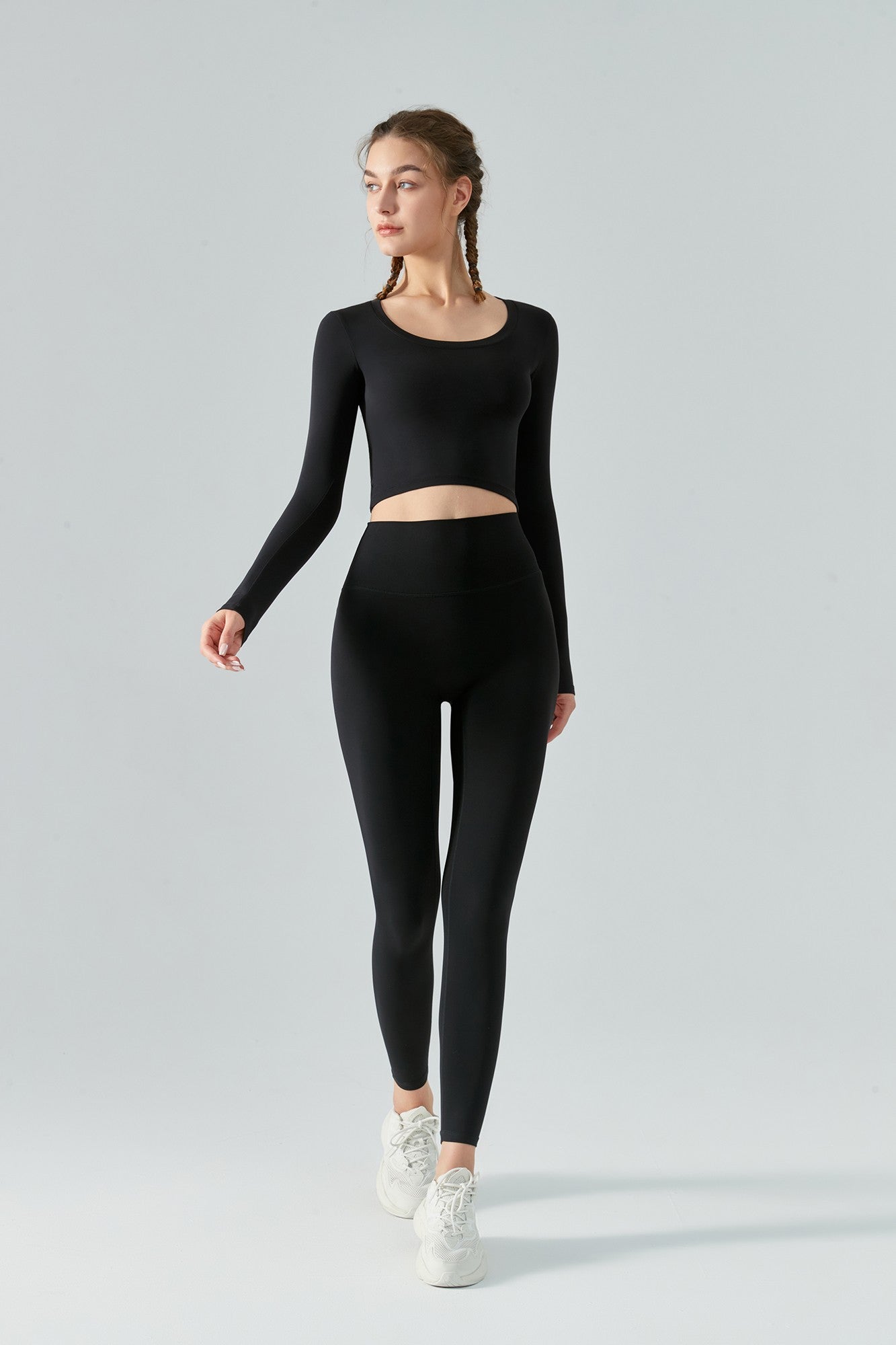 Seamless Scoop Neckline Long Sleeve Crop Top by bornfocus