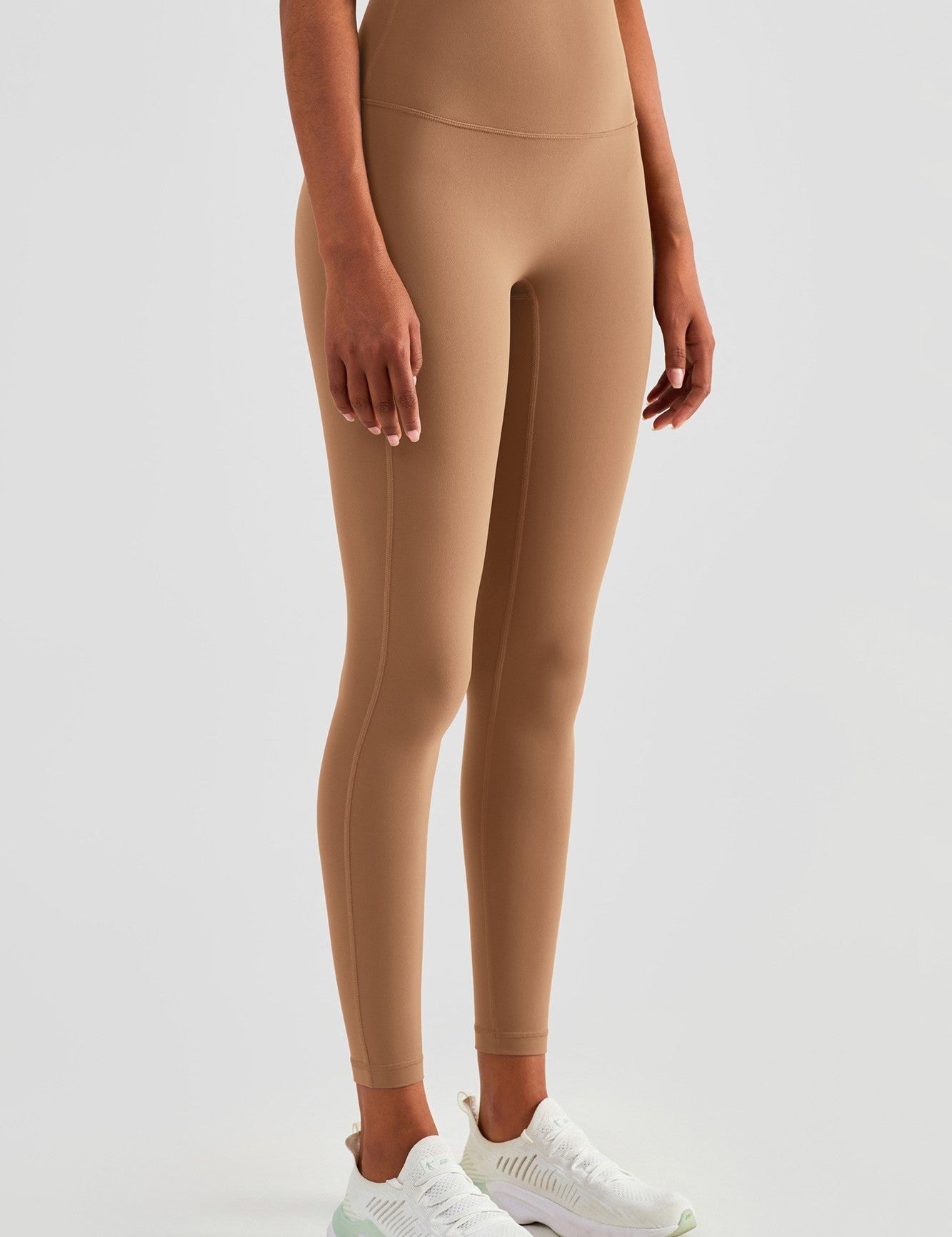 No Front Seam Leggings with Hidden Pocket by bornfocus