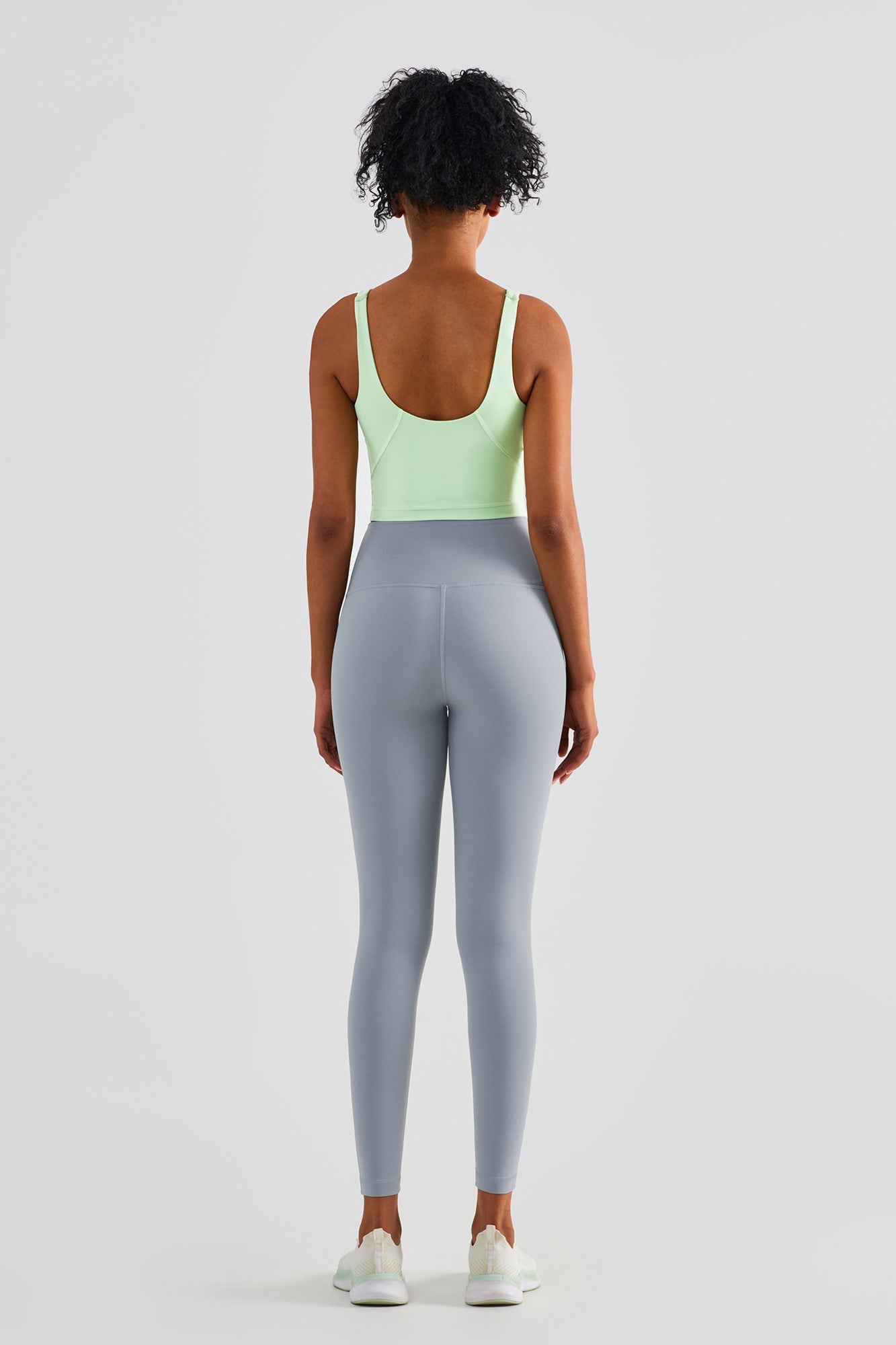 No Front Seam Leggings with Hidden Pocket by bornfocus