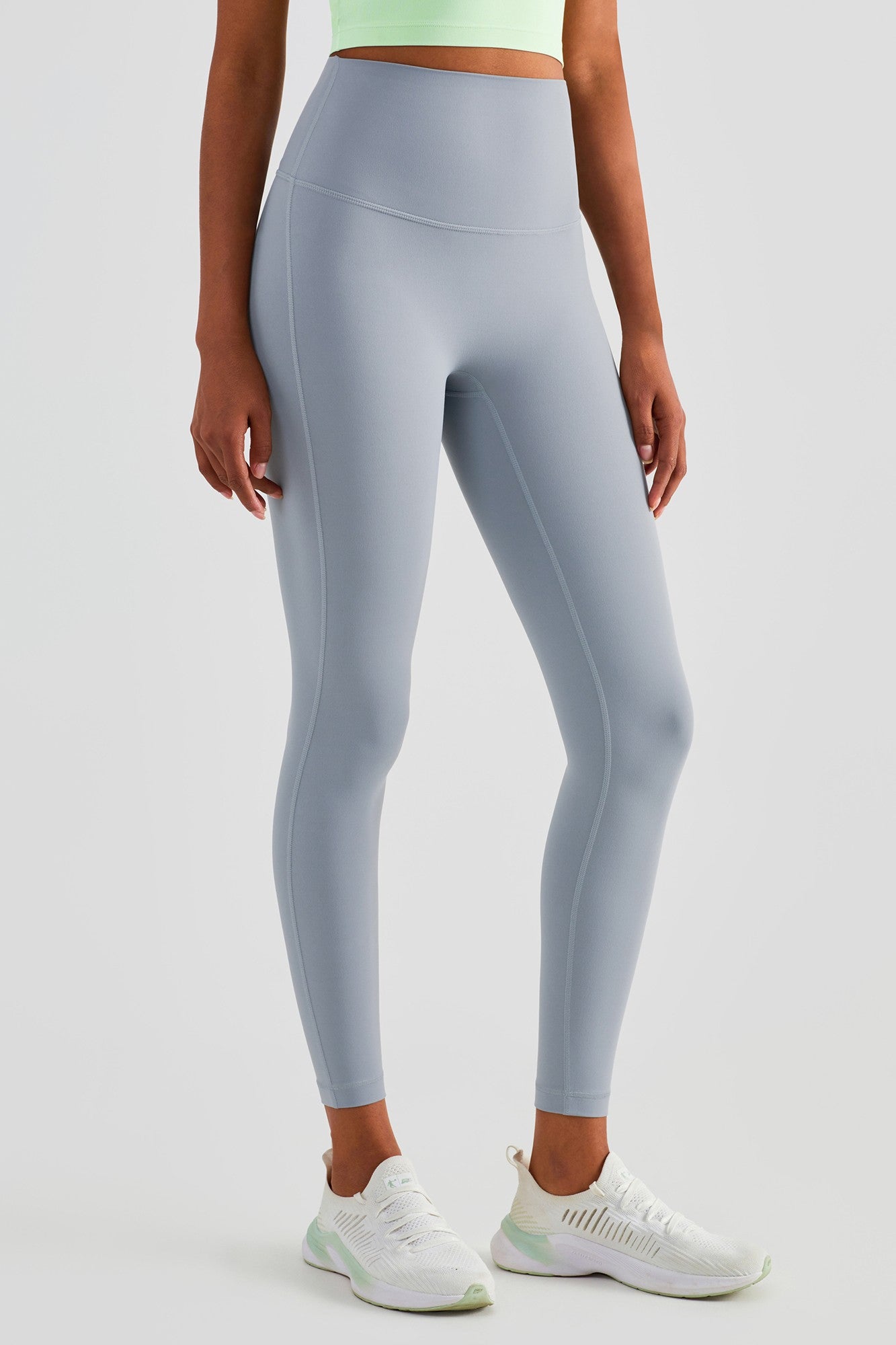 No Front Seam Leggings with Hidden Pocket by bornfocus