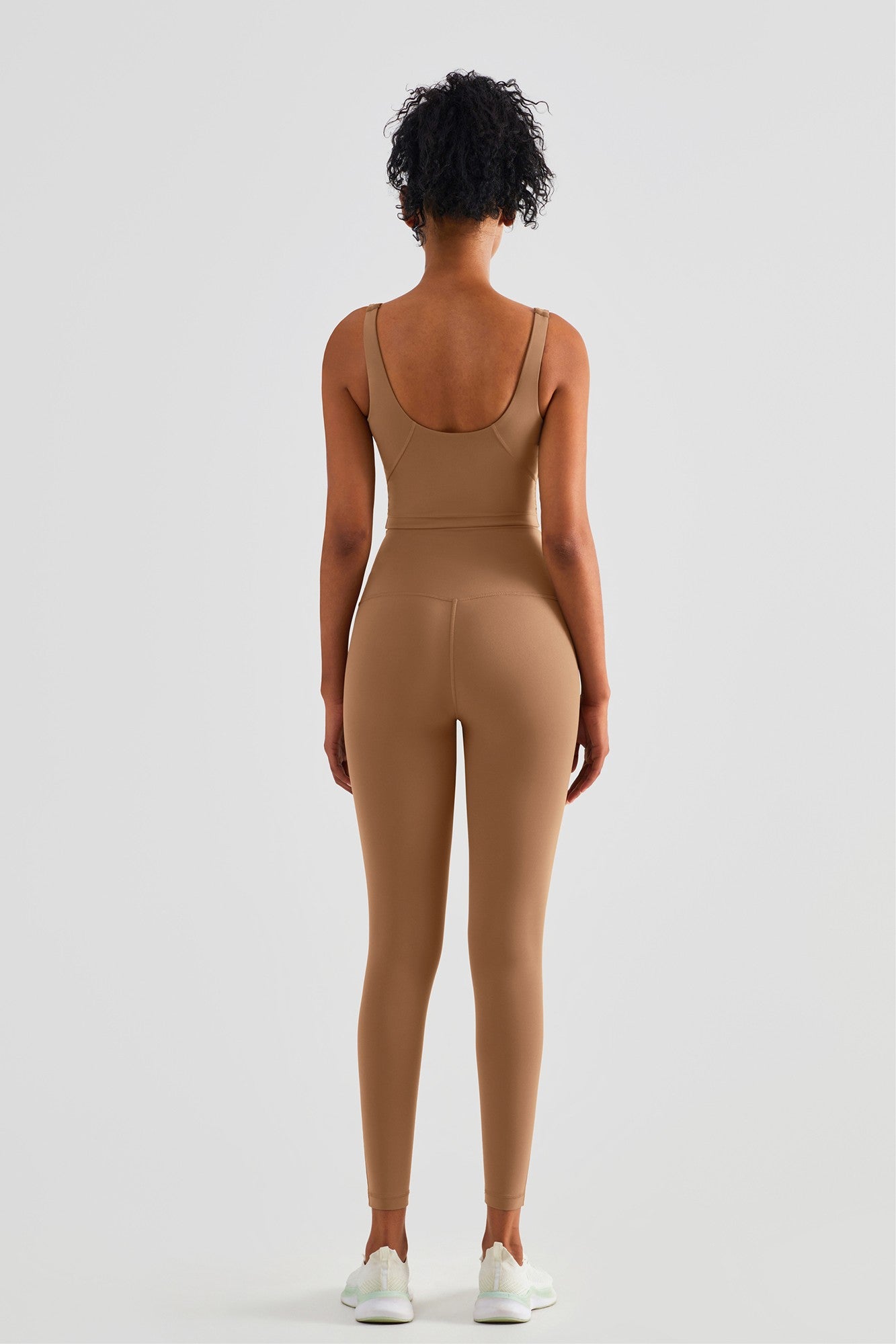 No Front Seam Leggings with Hidden Pocket by bornfocus