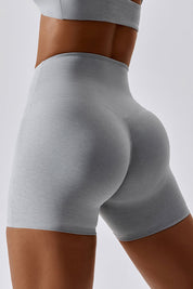 No Front Seam Scrunch Bum Shorts by bornfocus