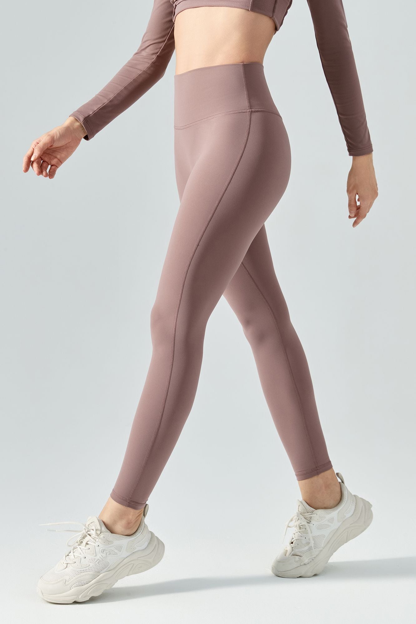 No Front Seam Thermal Workout Leggings by bornfocus