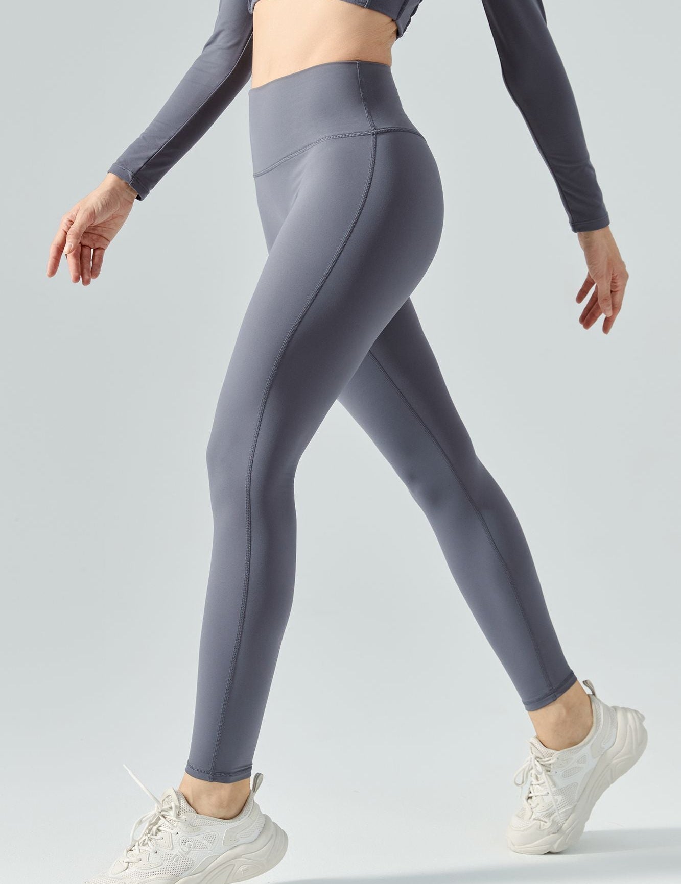 No Front Seam Thermal Workout Leggings by bornfocus