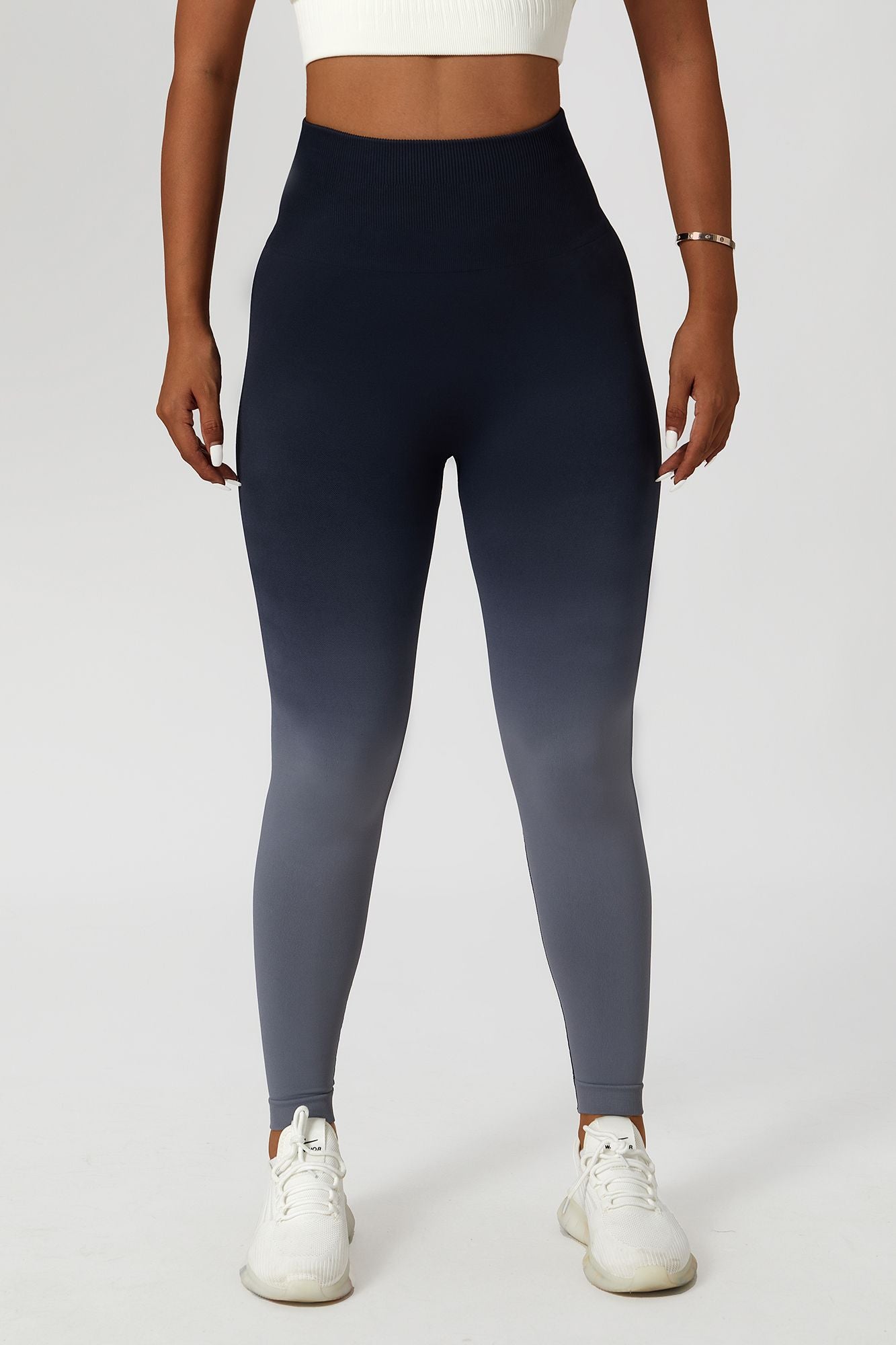 Ombre Seamless Scrunch Butt Legging by bornfocus