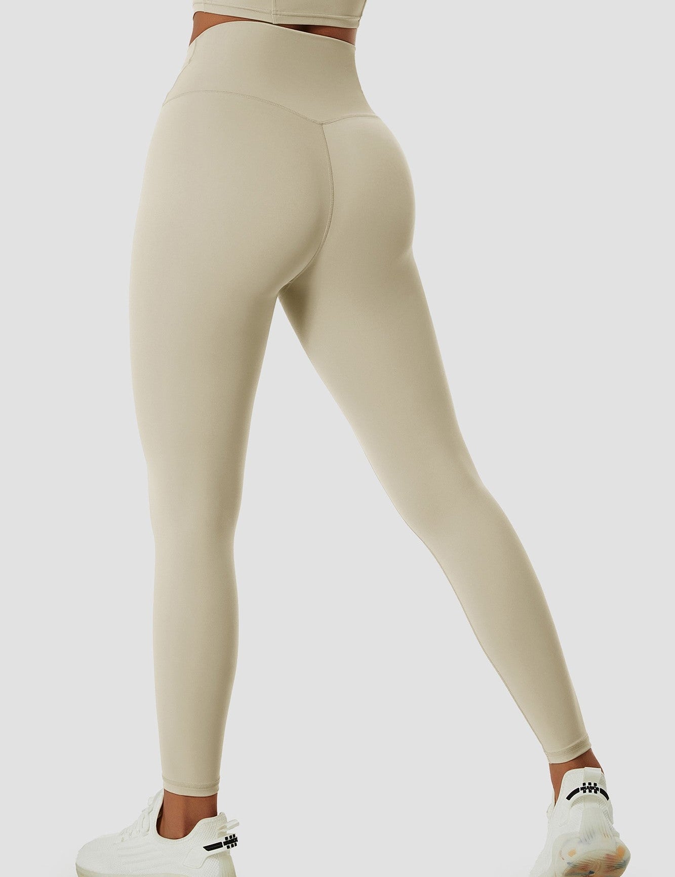 No Front Seam Butt-Sculpt Leggings by bornfocus