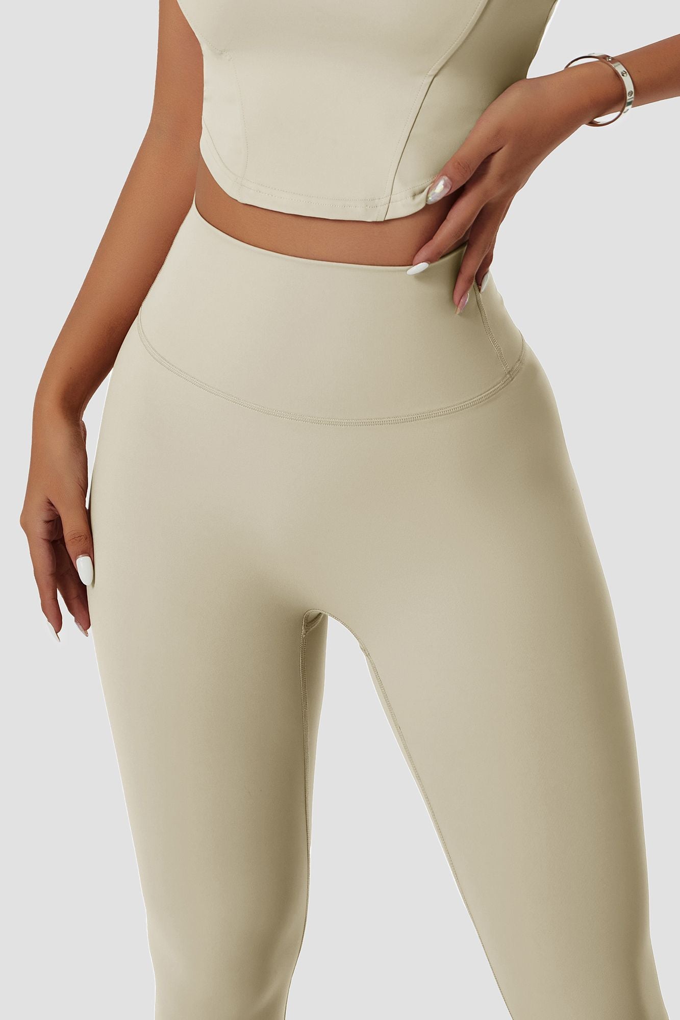 No Front Seam Butt-Sculpt Leggings by bornfocus