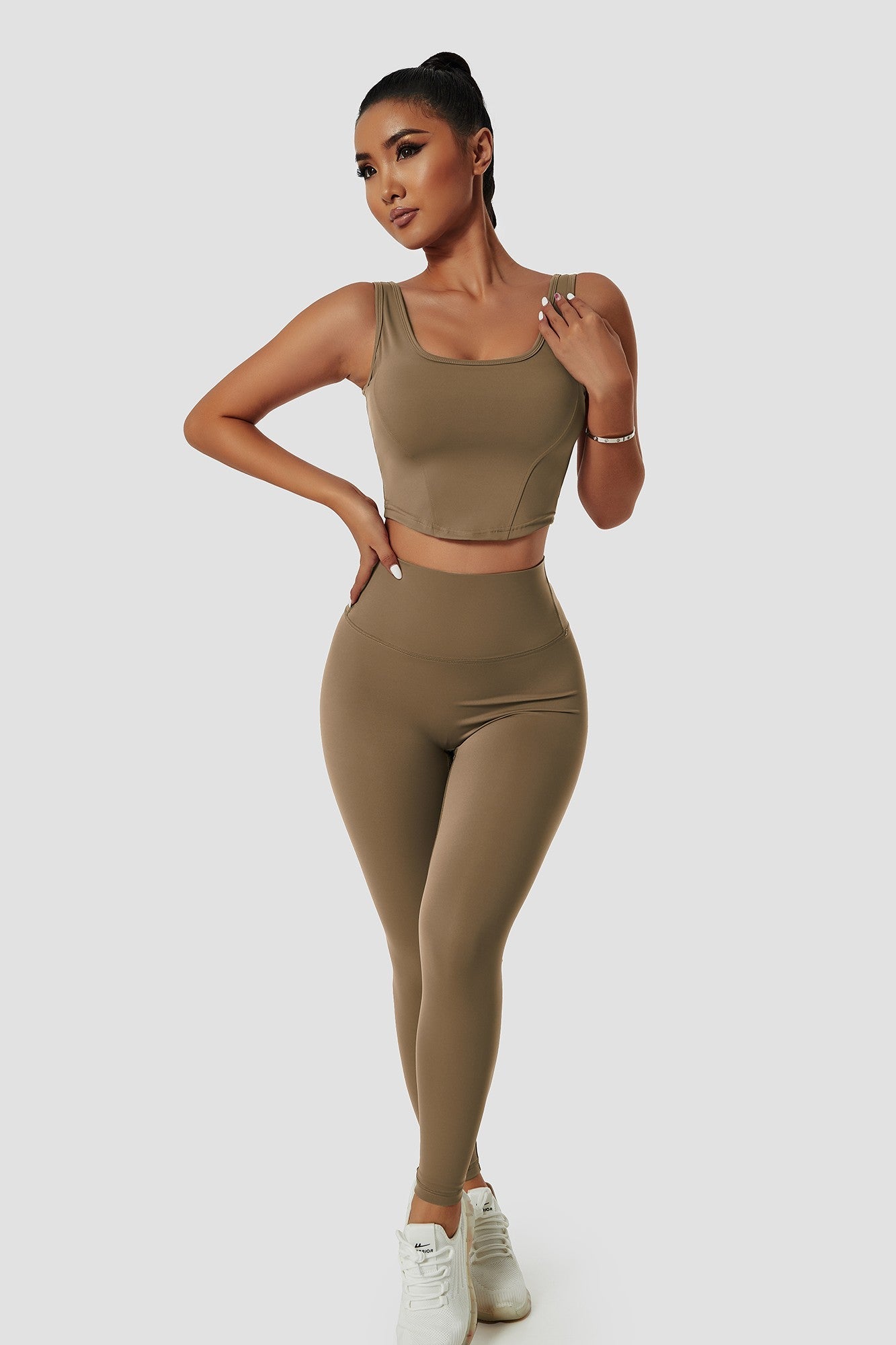 No Front Seam Butt-Sculpt Leggings by bornfocus