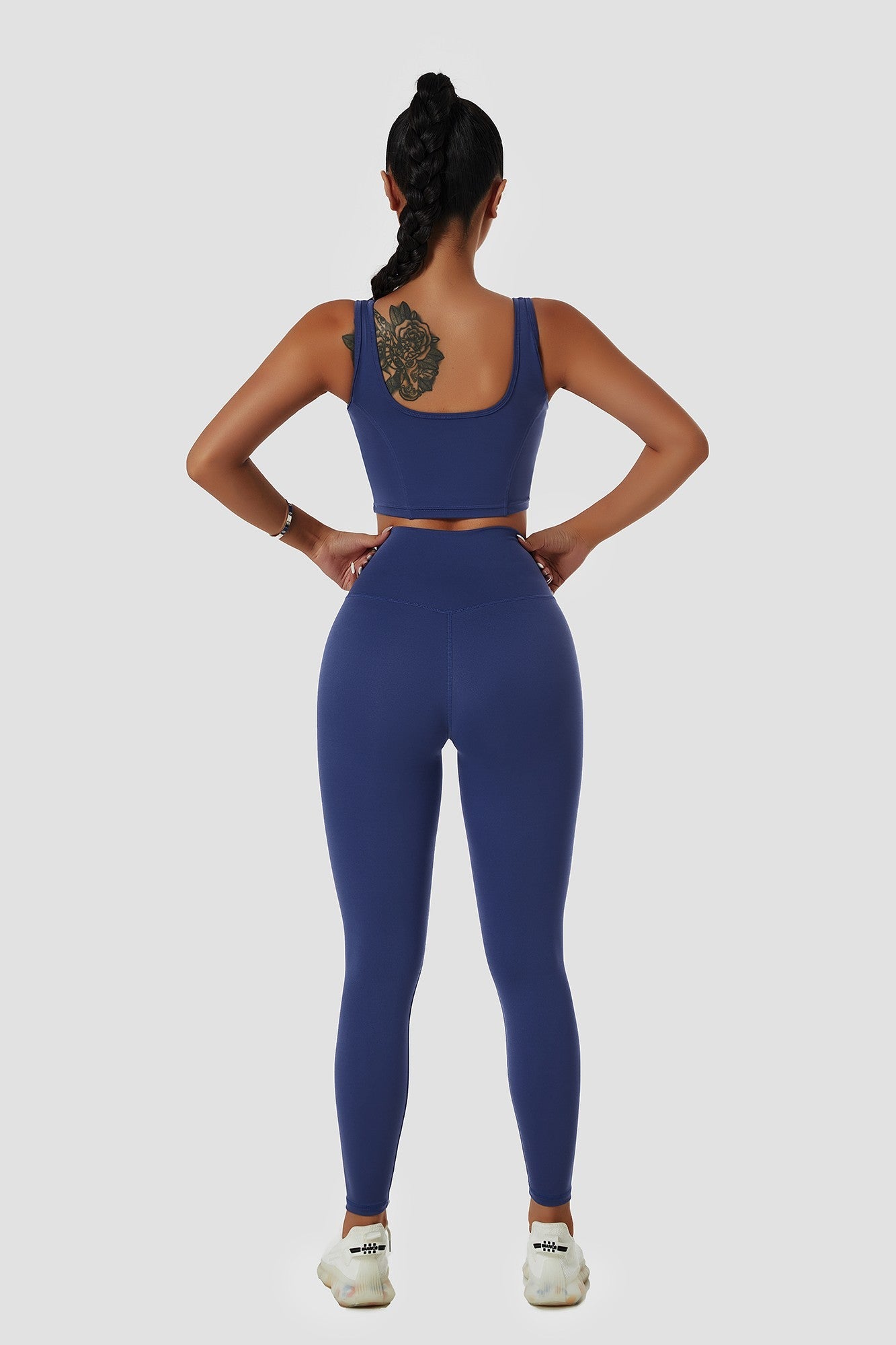 No Front Seam Butt-Sculpt Leggings by bornfocus